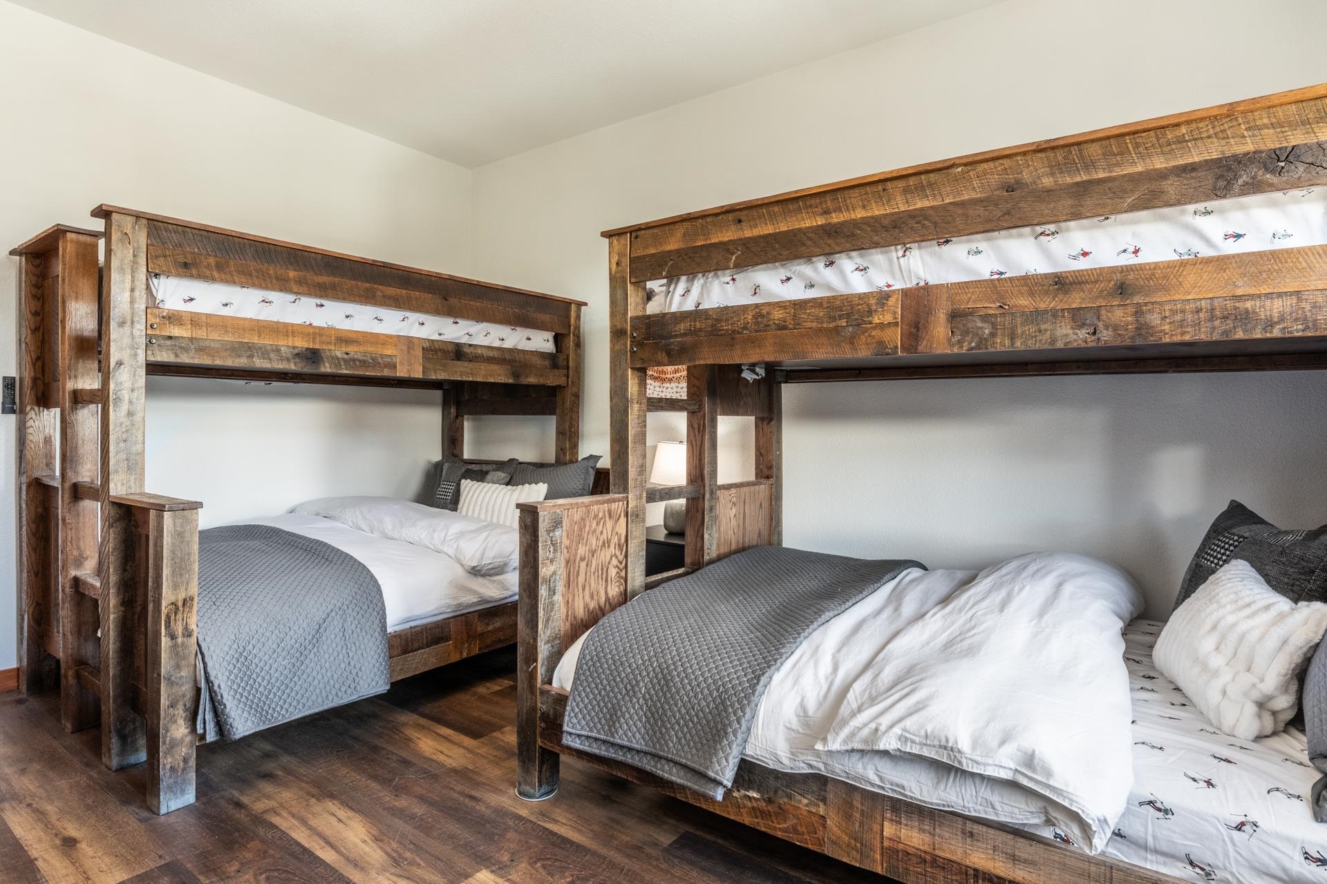 6201 Minaret Rd #2430