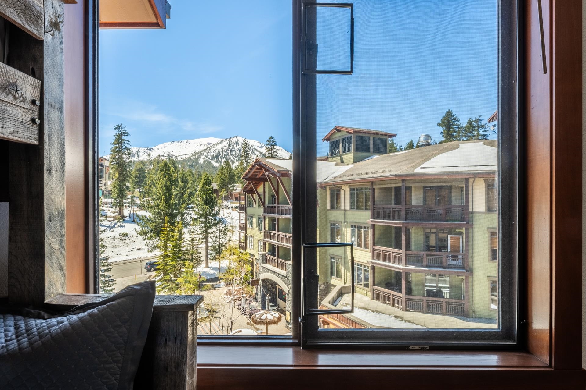 6201 Minaret Rd #2430