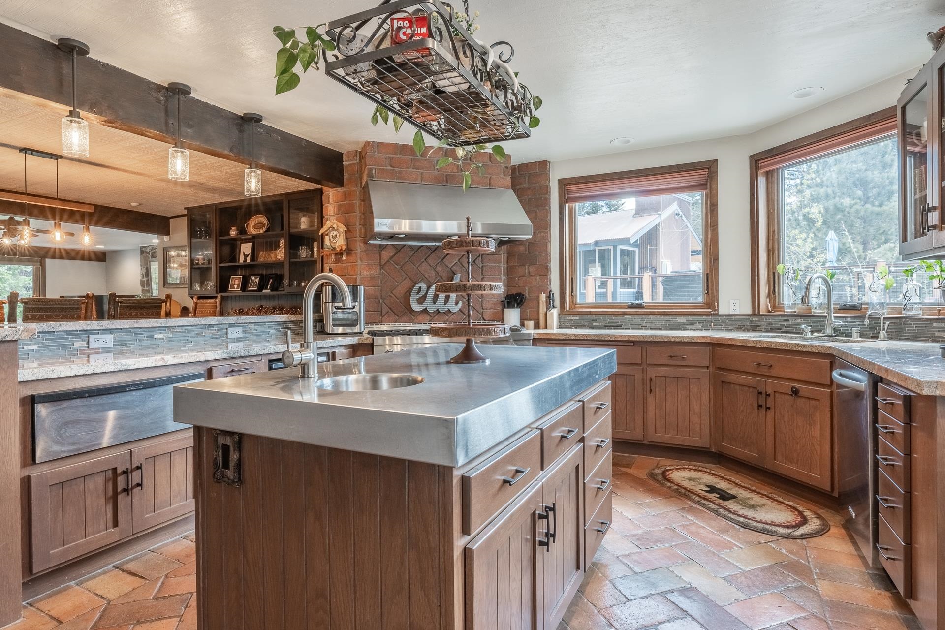 139 Ridgecrest Drive