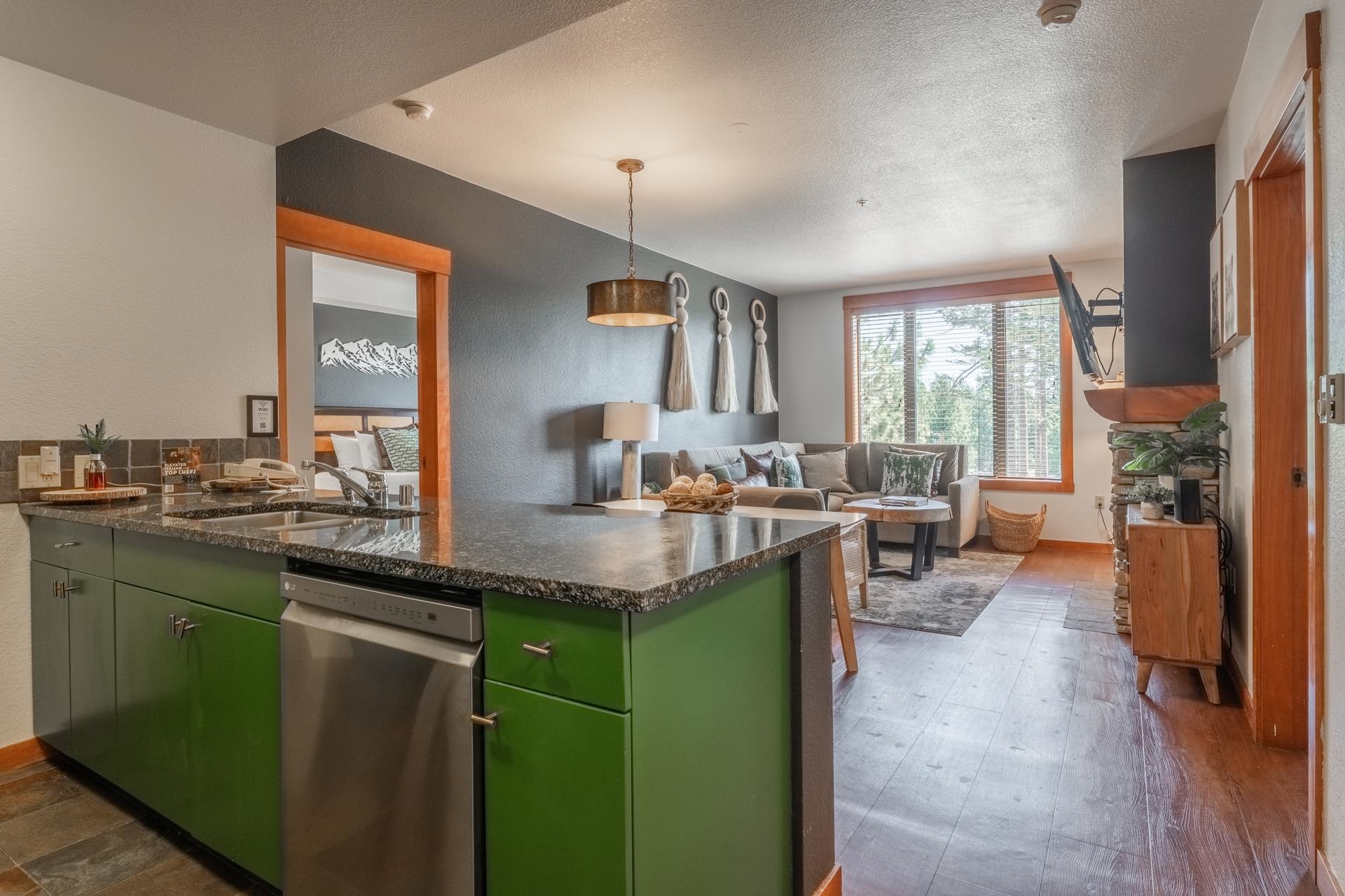 6201 Minaret Road Unit: 2221