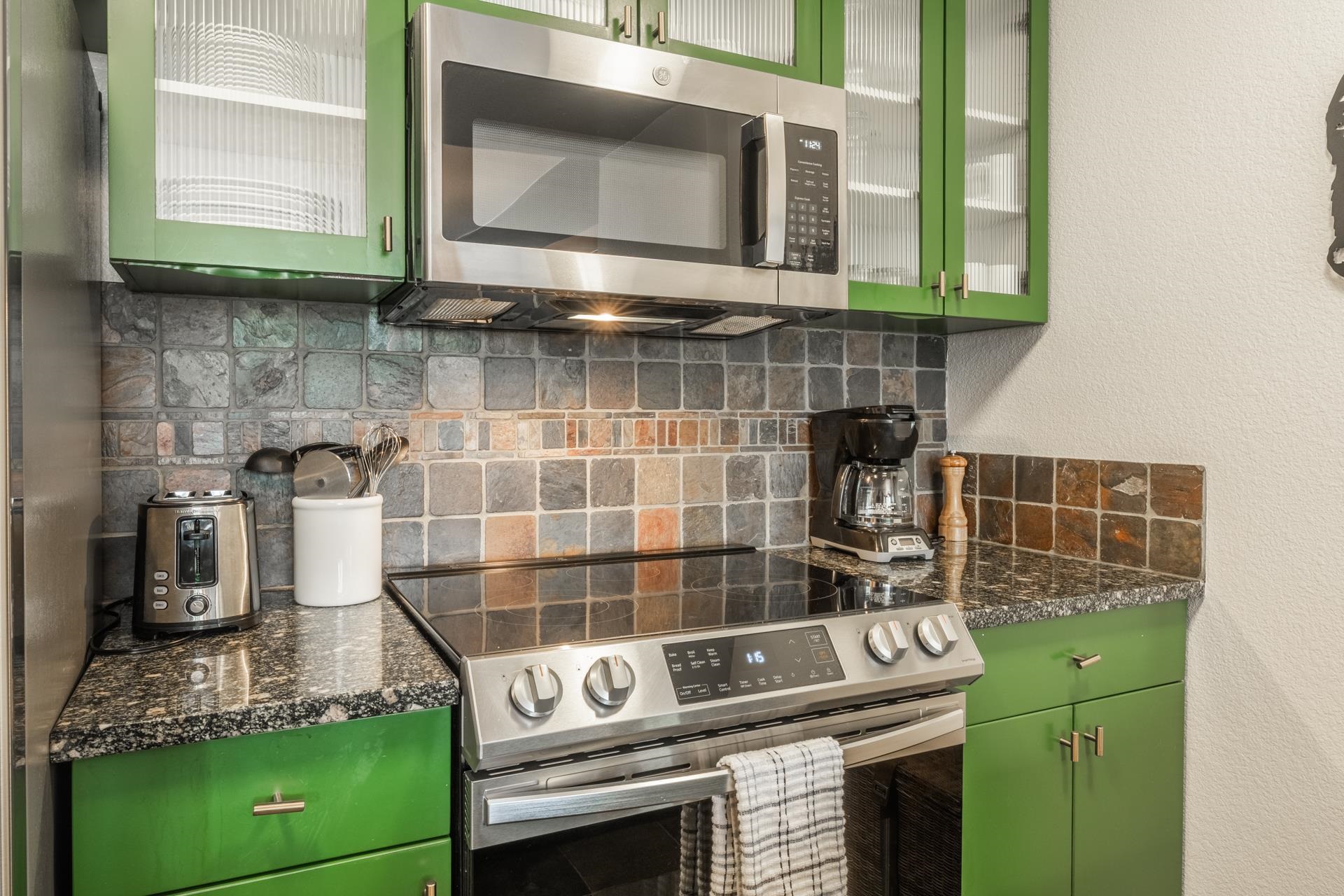 6201 Minaret Road Unit: 2221
