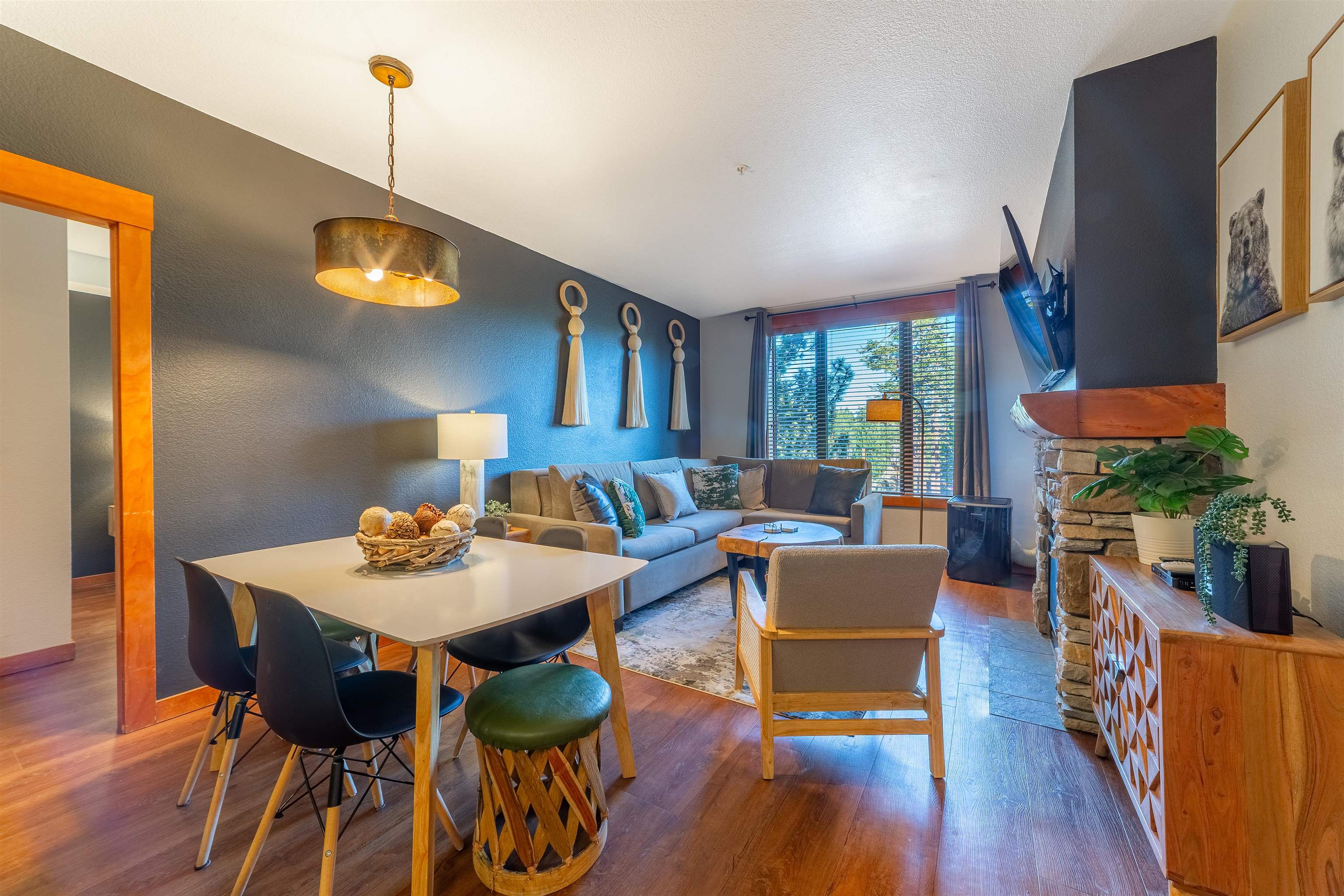 6201 Minaret Road Unit: 2221