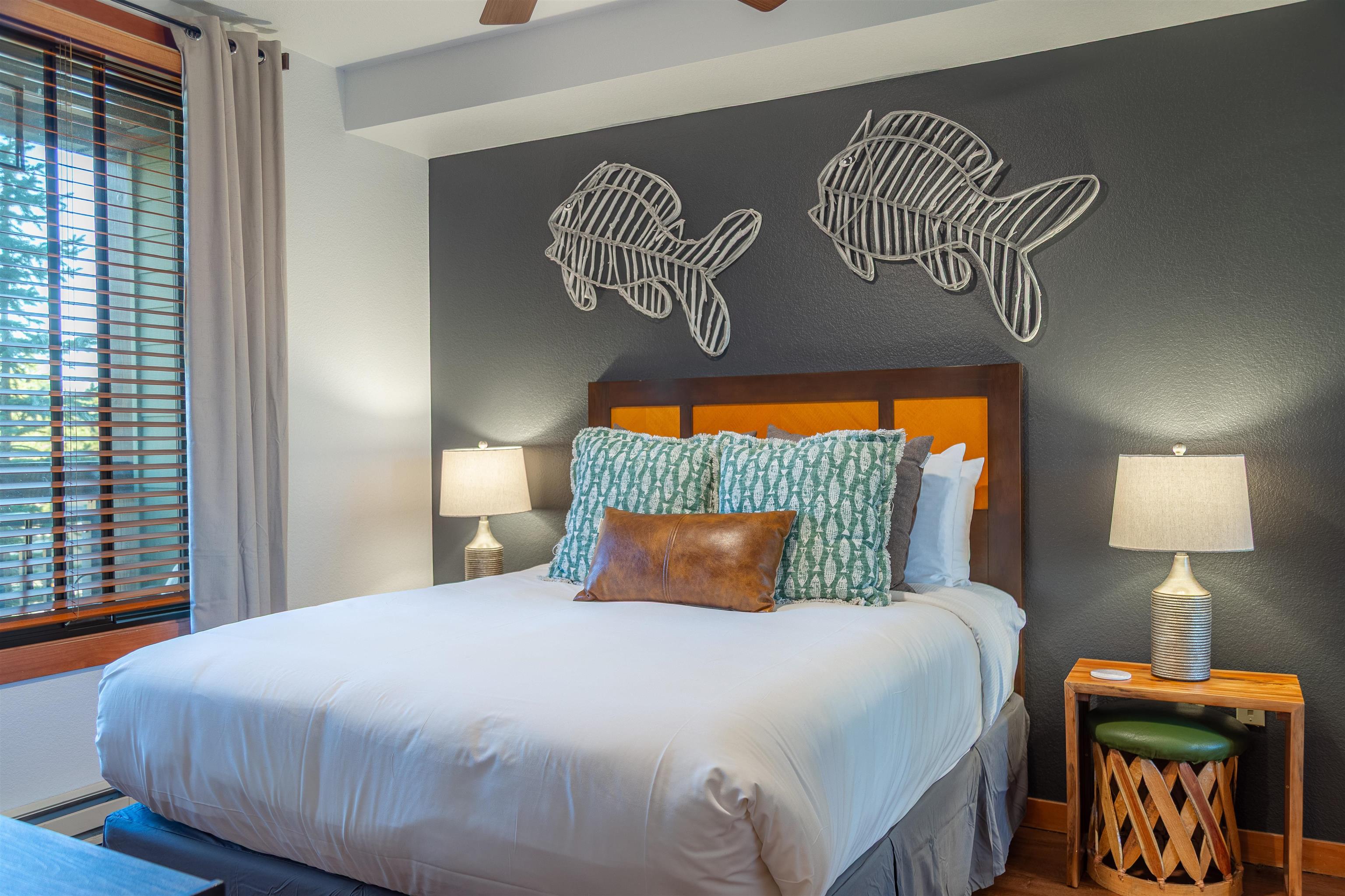 6201 Minaret Road Unit: 2221