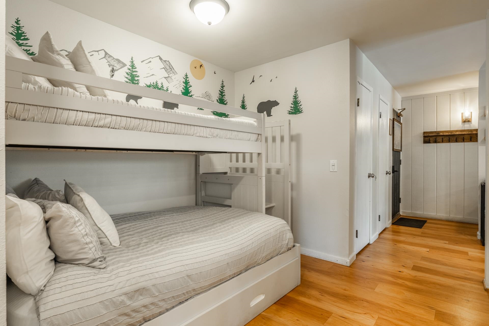 261 Lakeview Blvd #37
