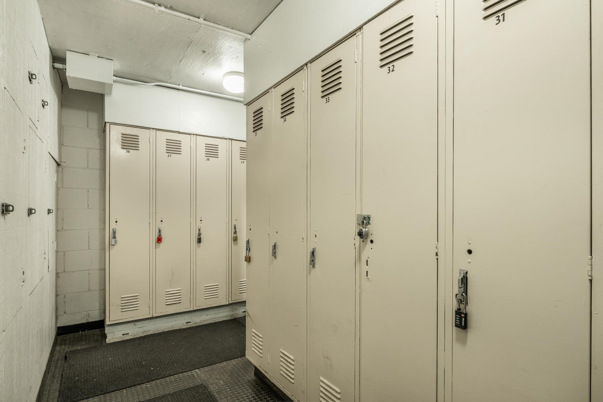 261 Lakeview Blvd #37