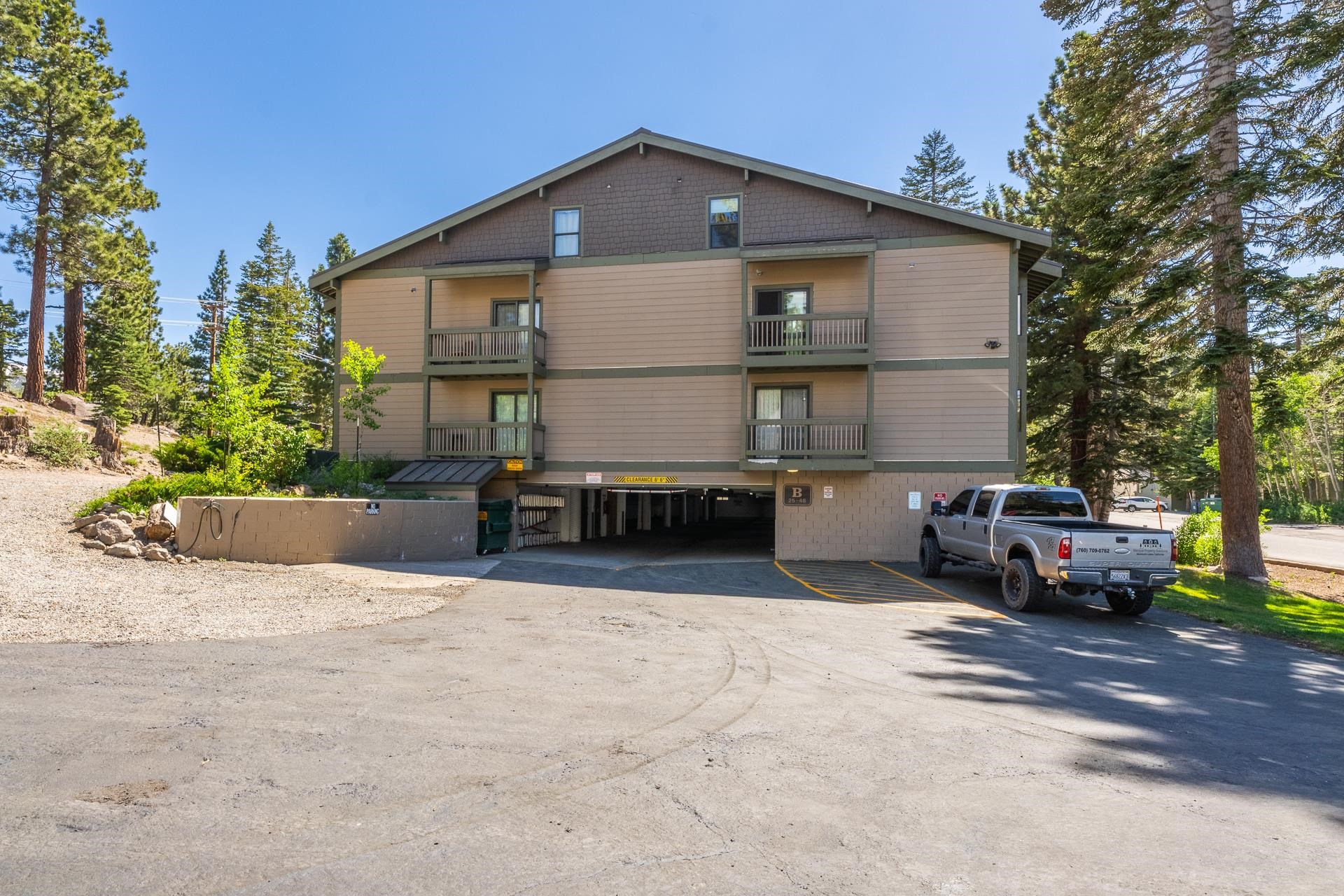 261 Lakeview Blvd #37