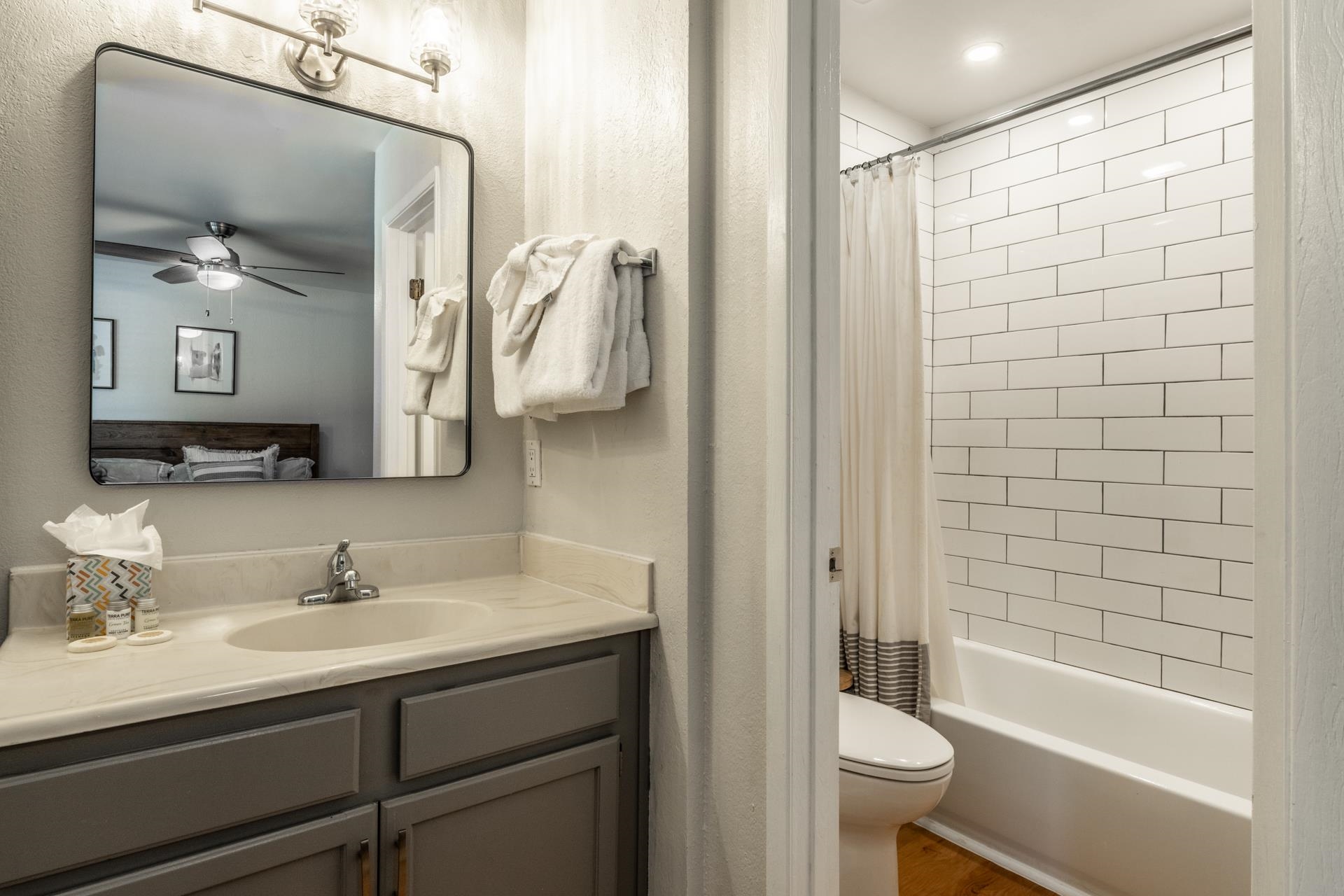 261 Lakeview Blvd #37