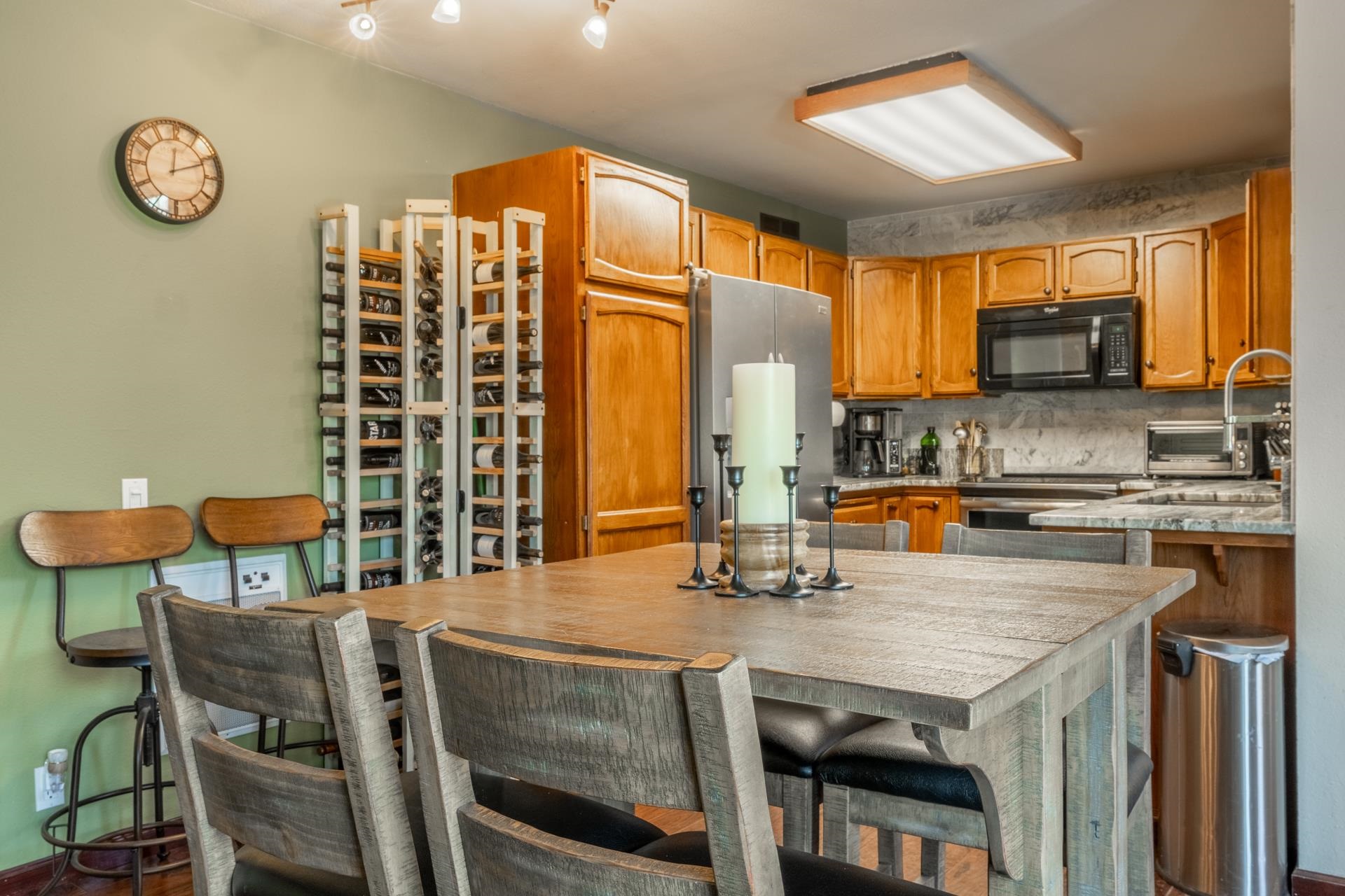 119 Lake Manor Place #24