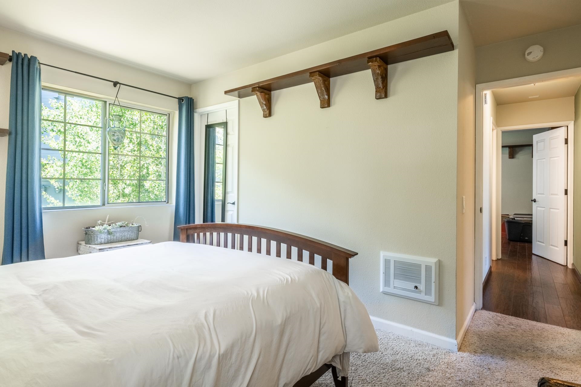119 Lake Manor Place #24