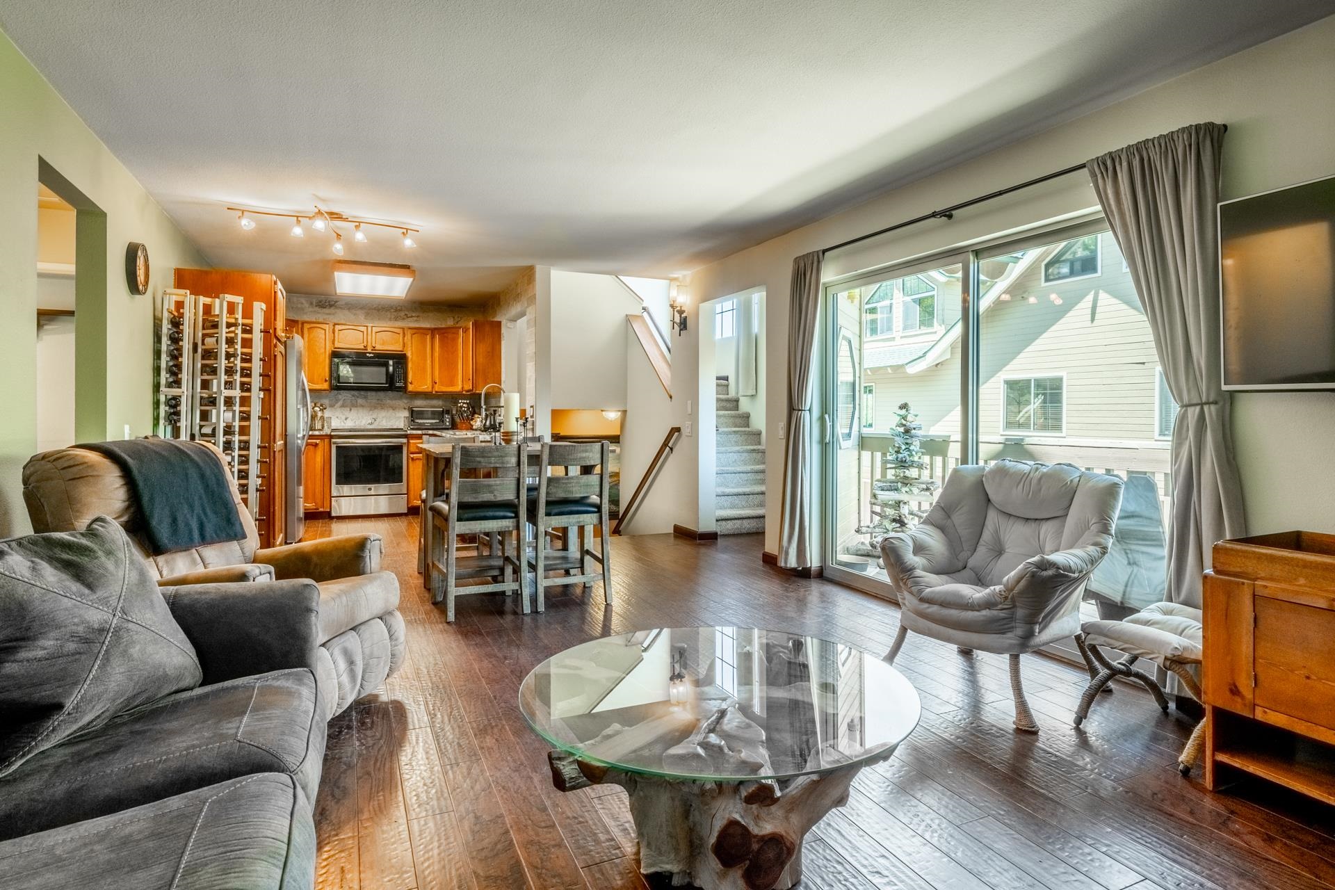 119 Lake Manor Place #24