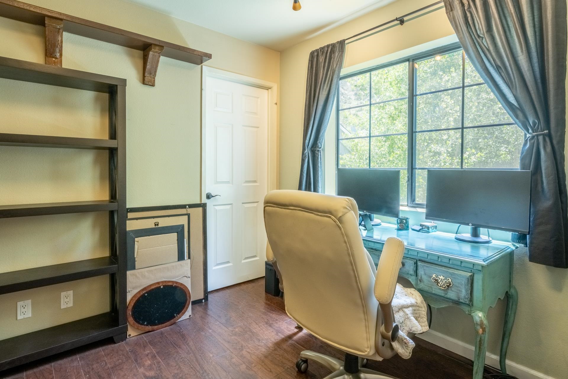 119 Lake Manor Place #24