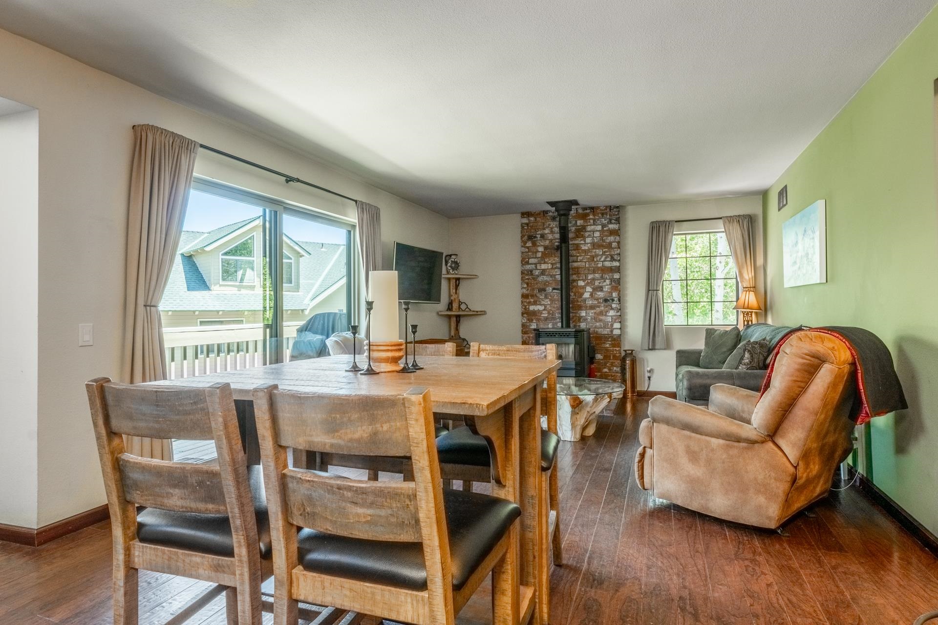119 Lake Manor Place #24