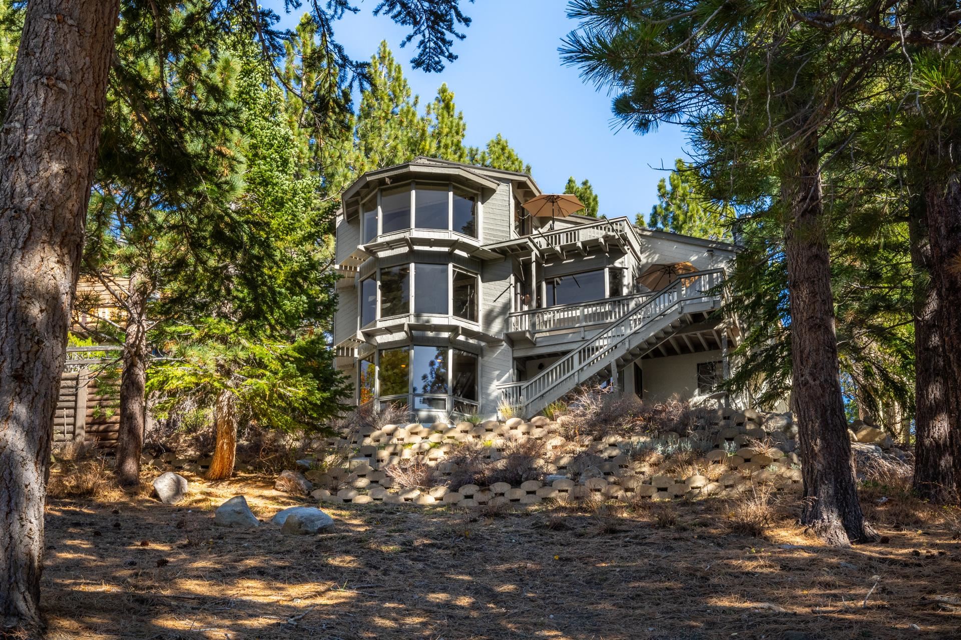 198 Valley Vista