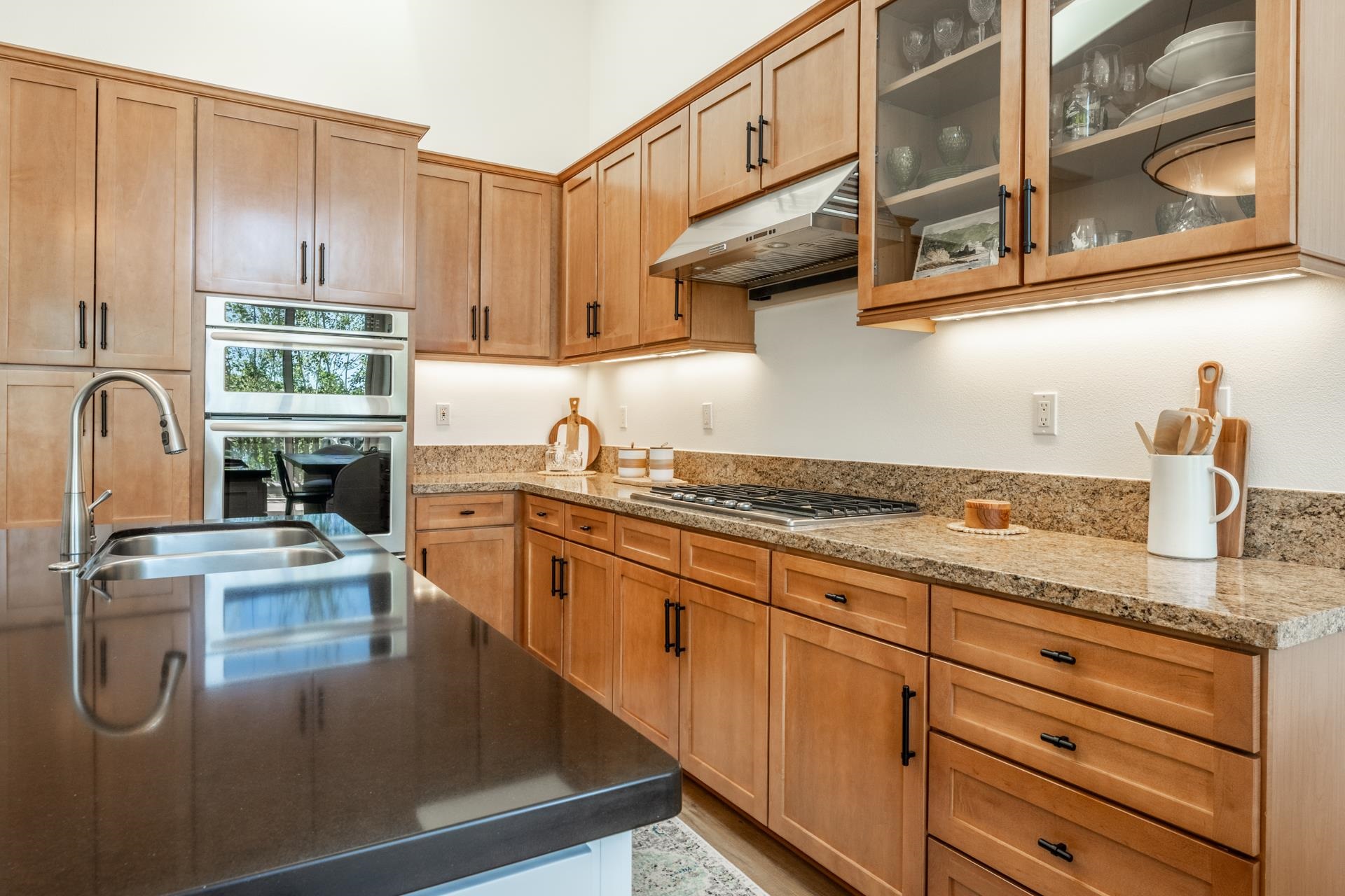 808 Fairway Cir Unit: 808