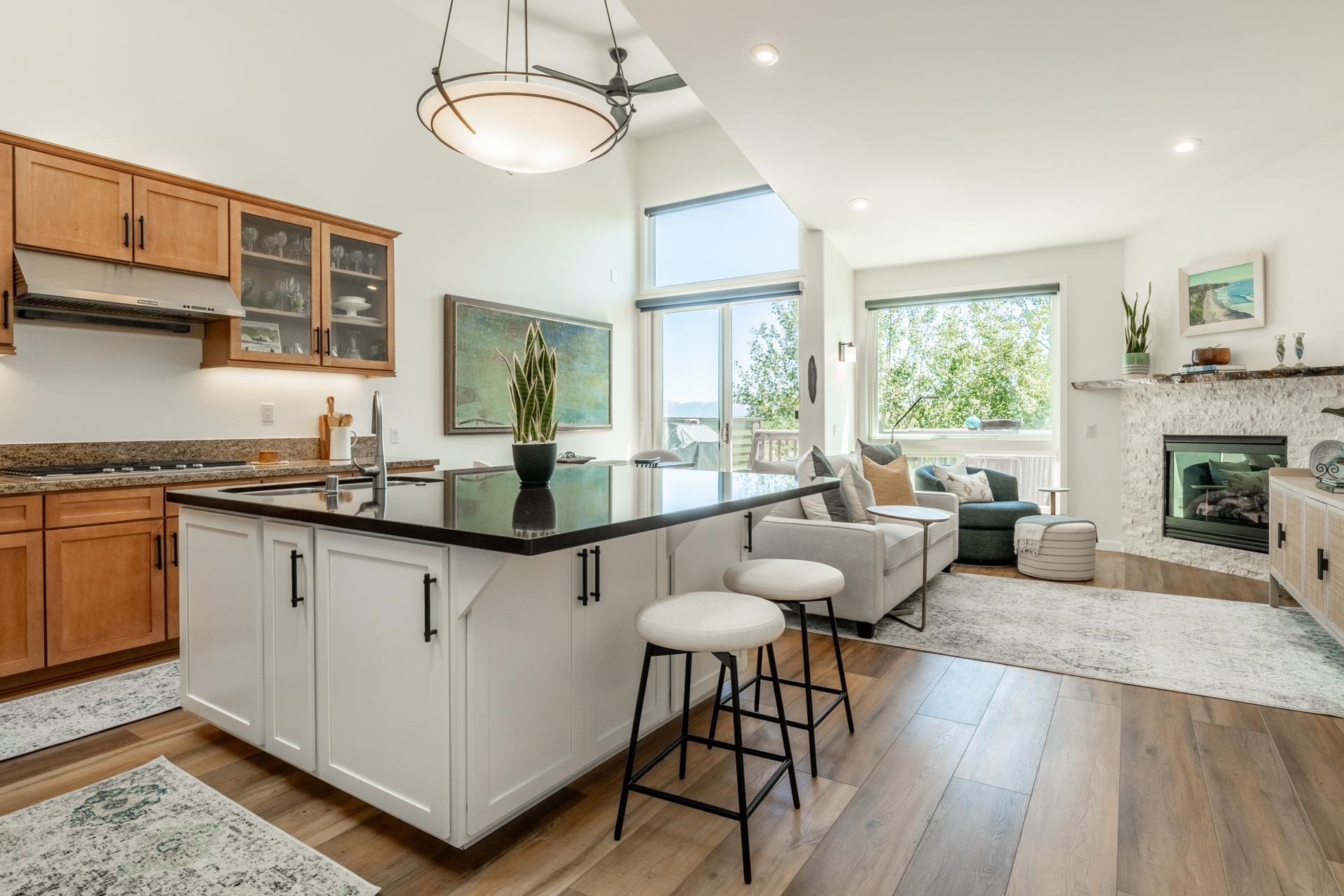 808 Fairway Cir Unit: 808