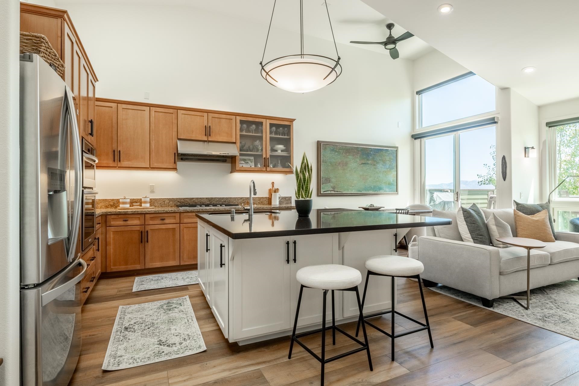 808 Fairway Cir Unit: 808