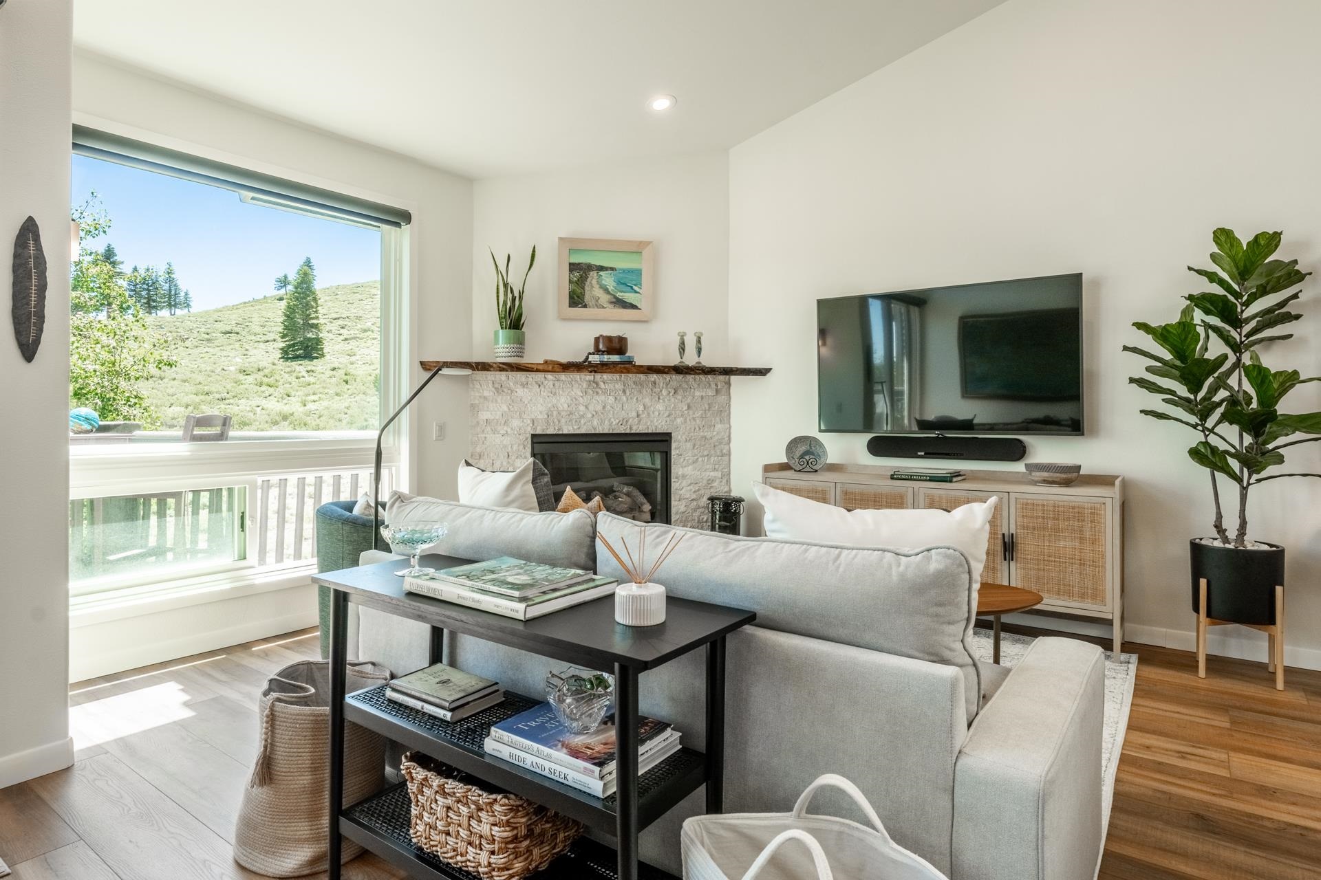808 Fairway Cir Unit: 808