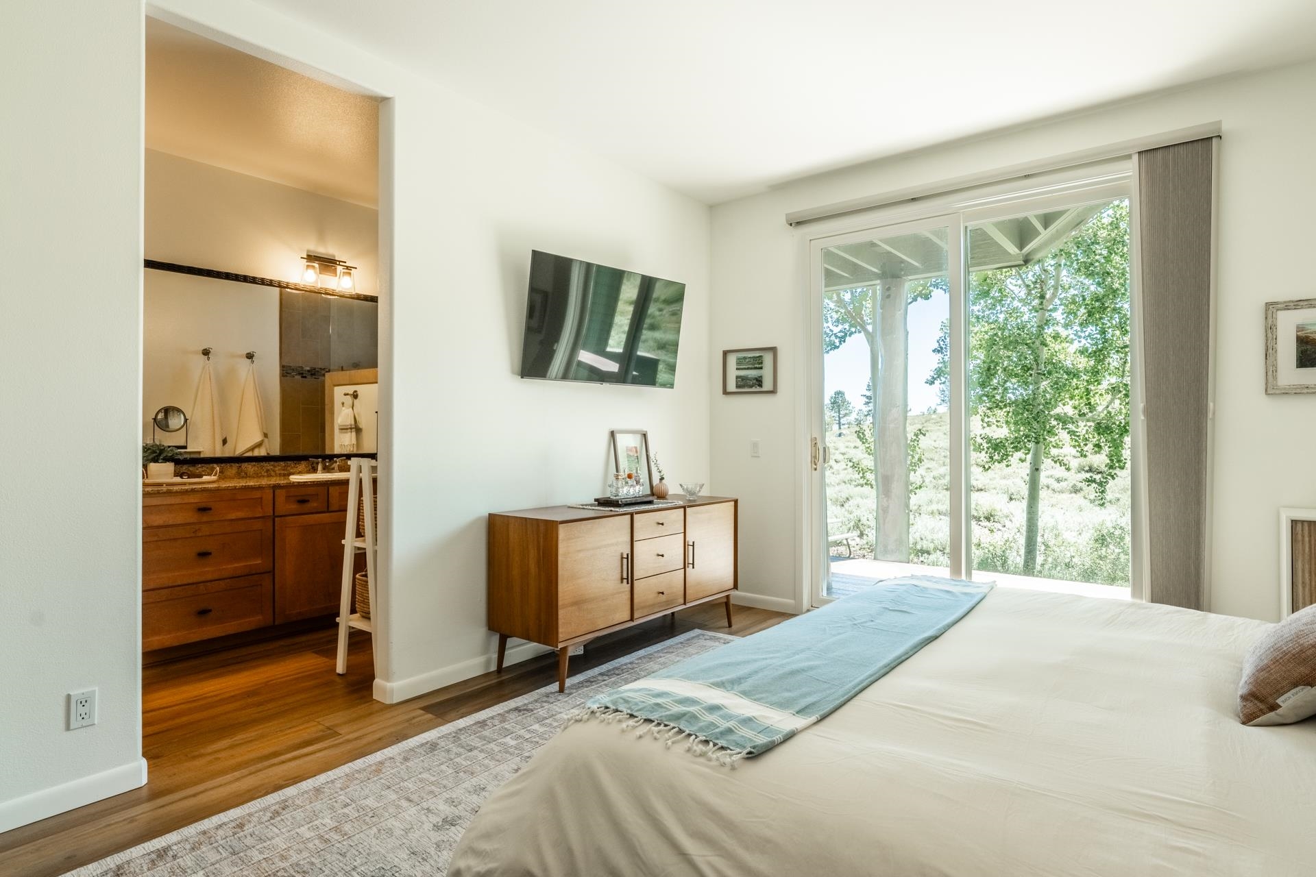 808 Fairway Cir Unit: 808
