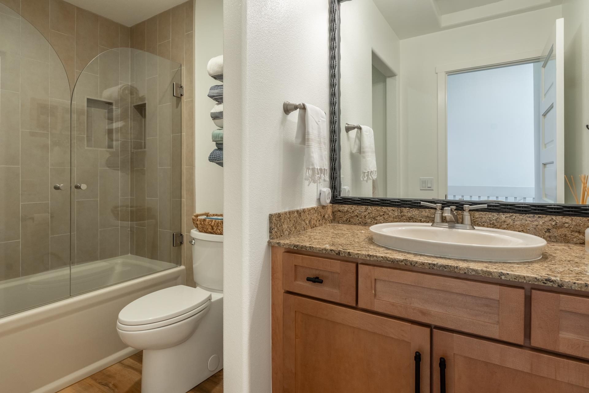 808 Fairway Cir Unit: 808