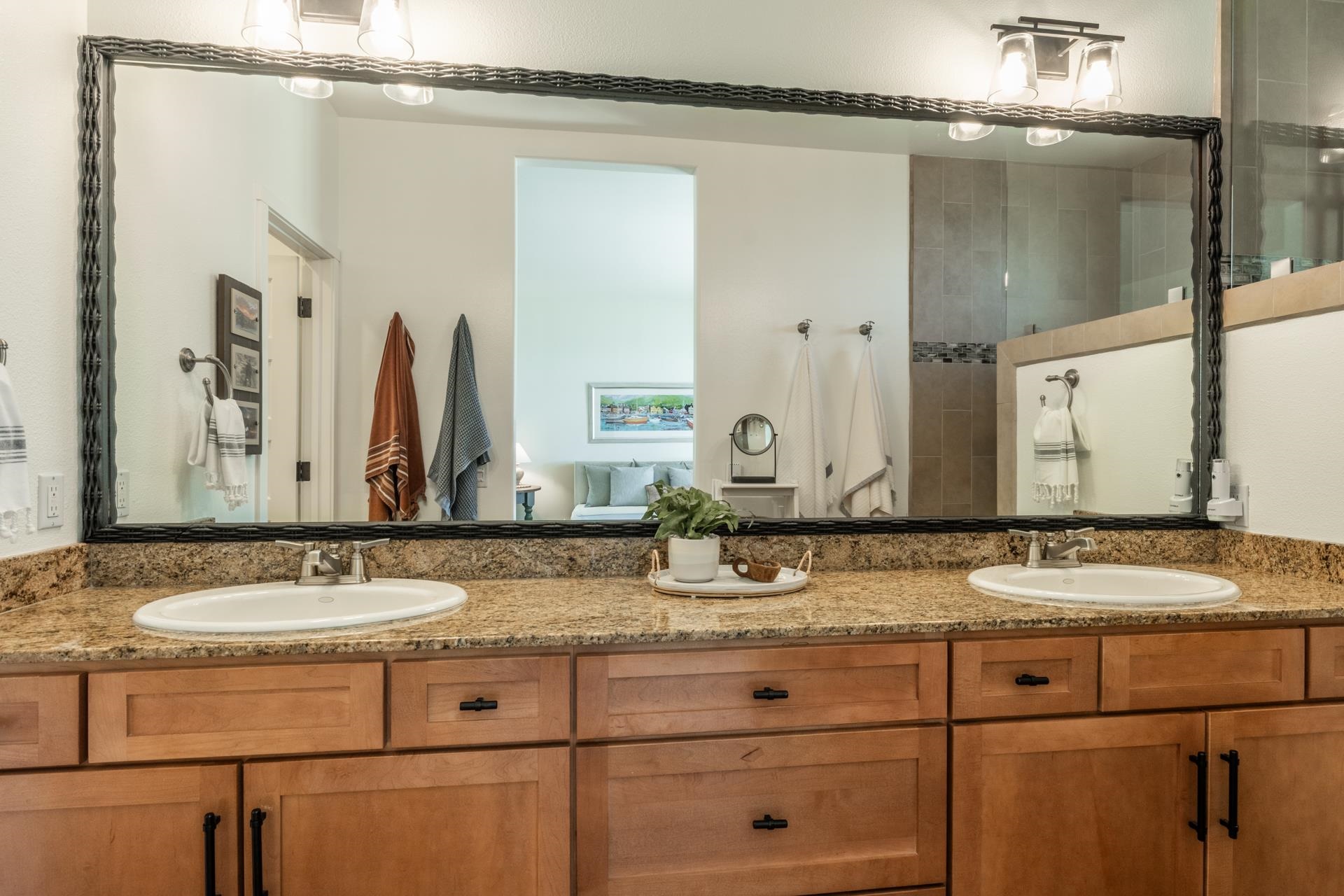 808 Fairway Cir Unit: 808