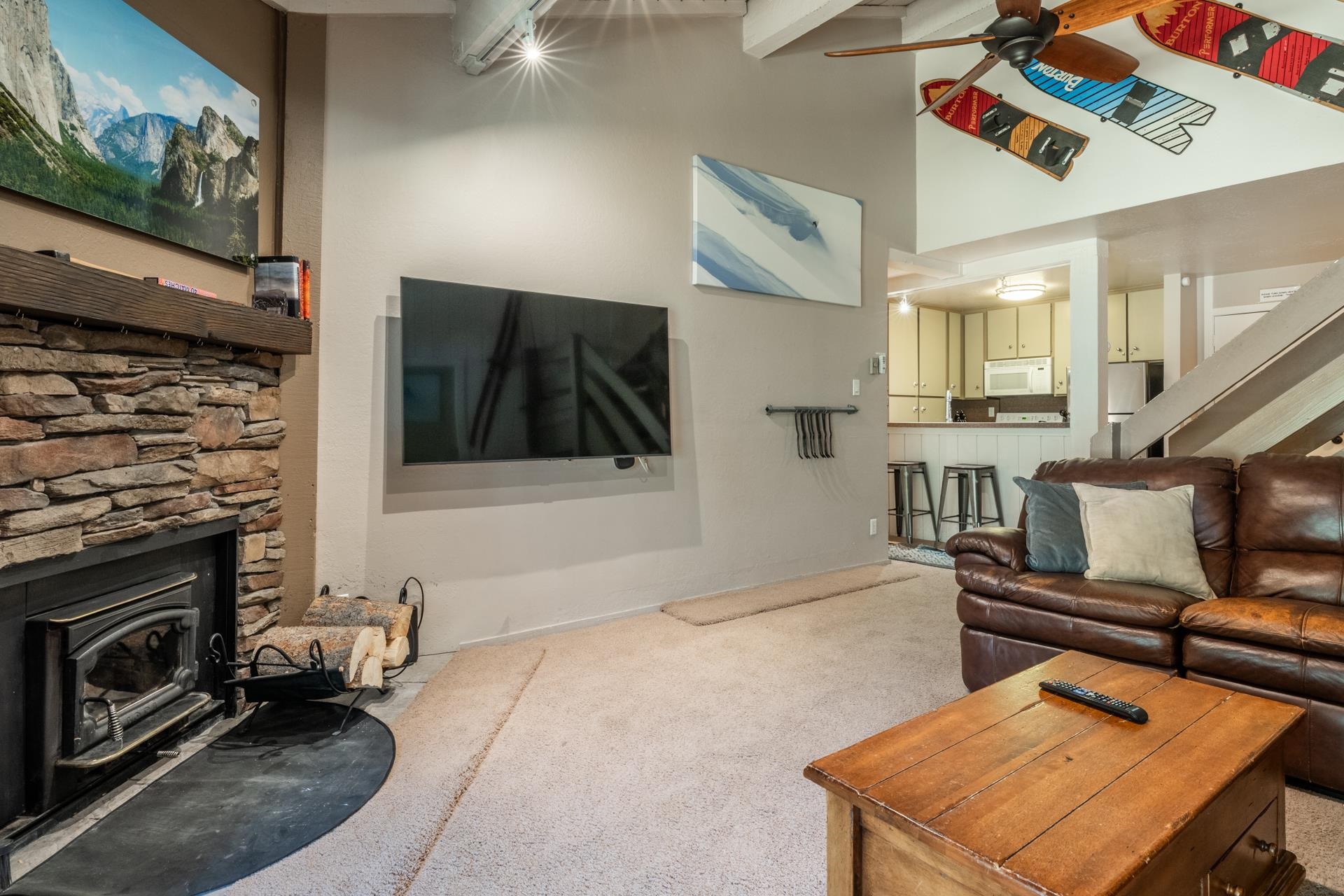 3253 Meridian Blvd. E-16