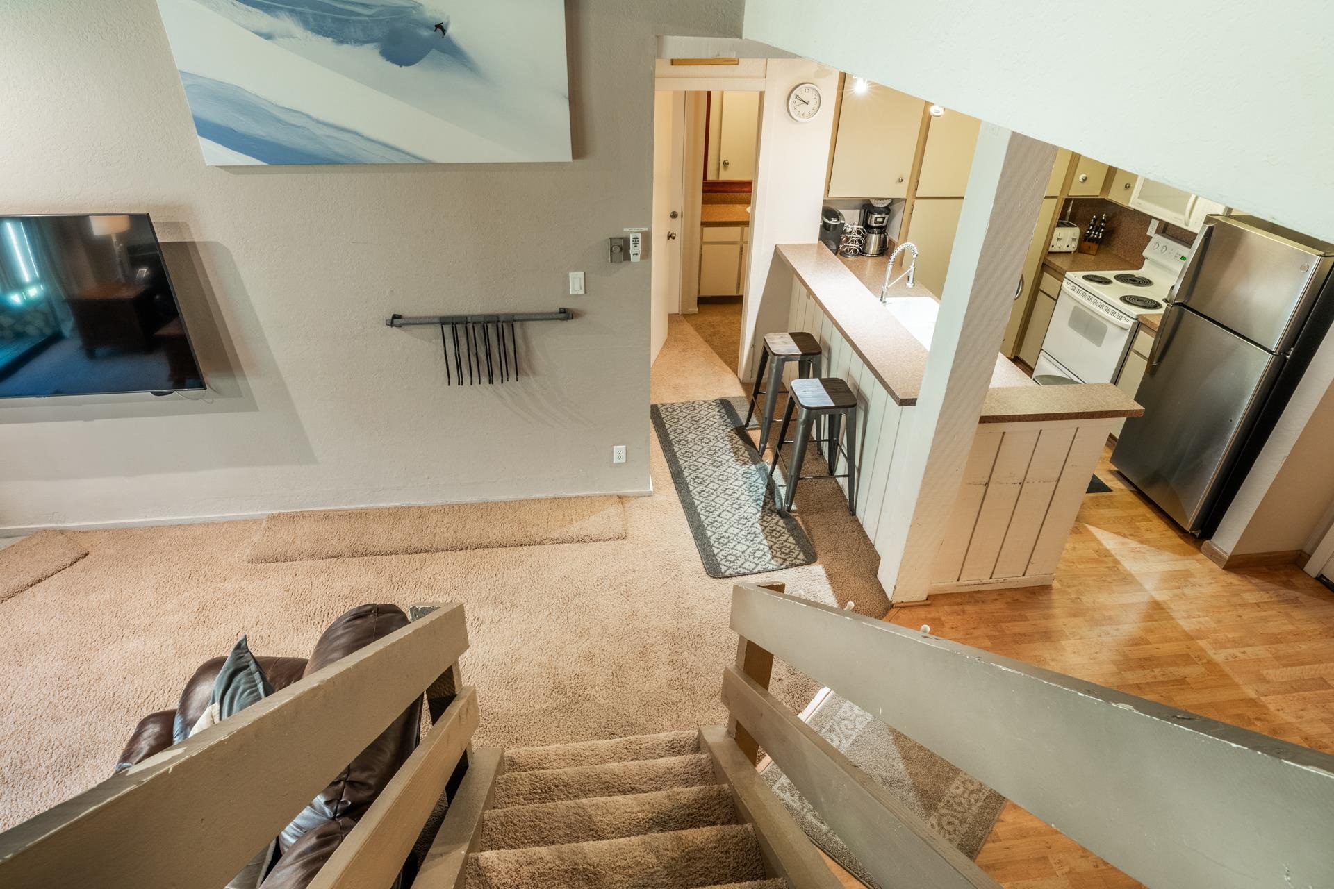3253 Meridian Blvd. E-16
