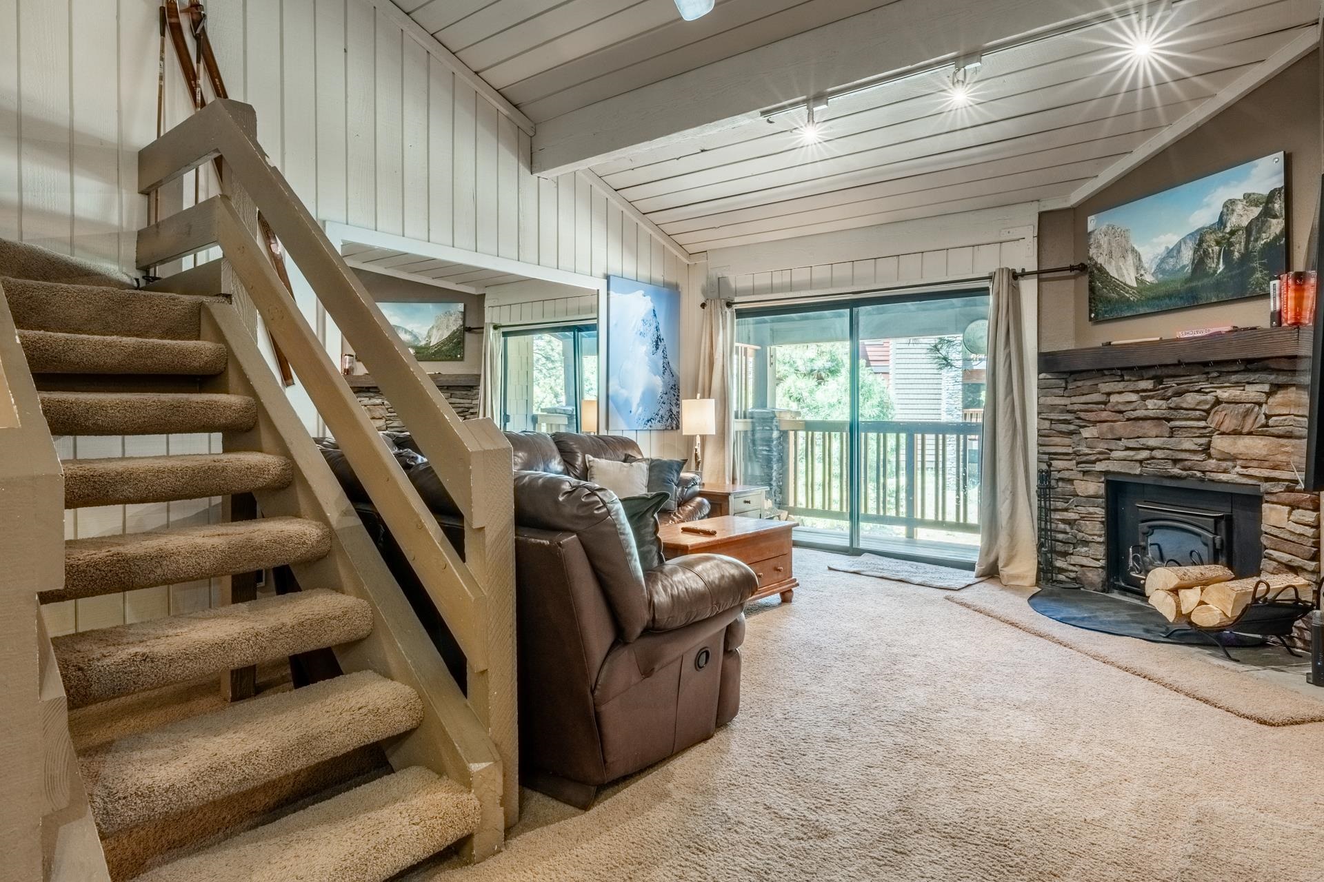 3253 Meridian Blvd. E-16
