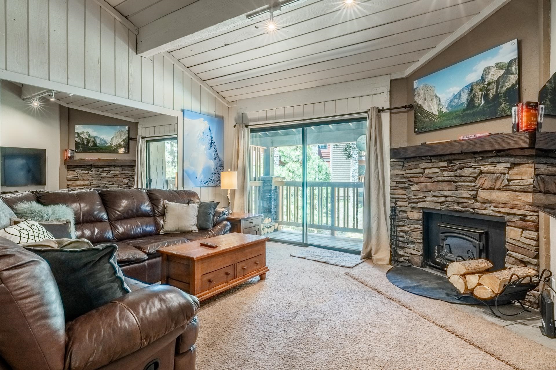3253 Meridian Blvd. E-16