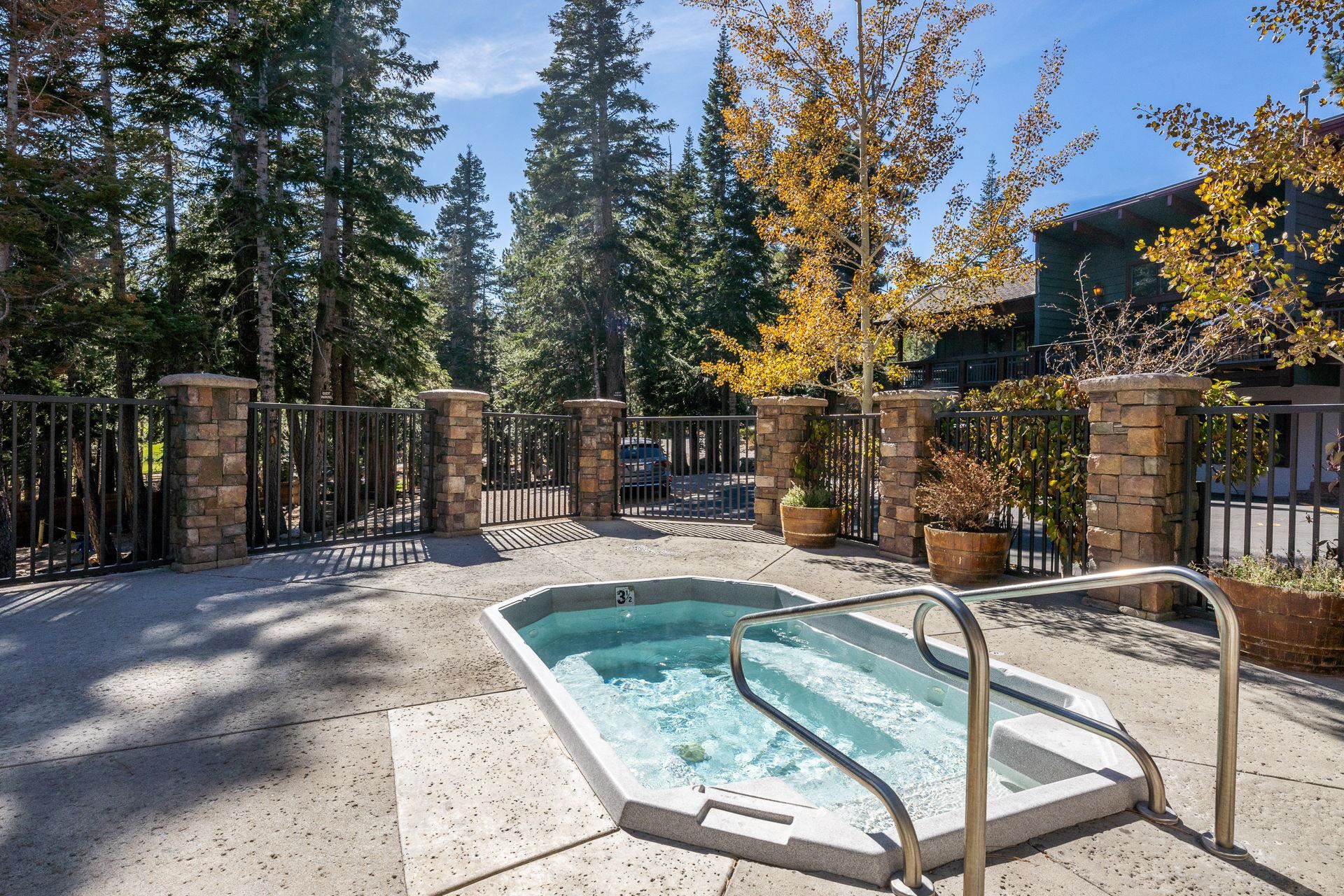 50 Hidden Valley Rd #16