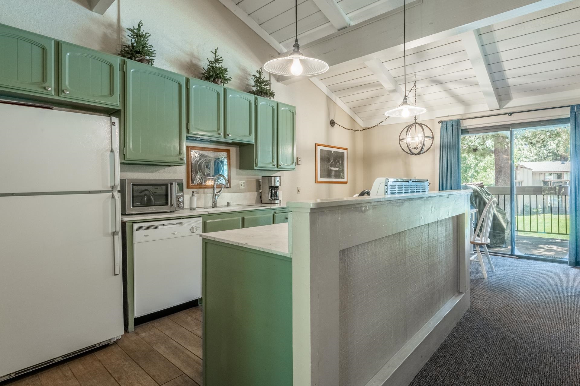 3252 Chateau Road #18