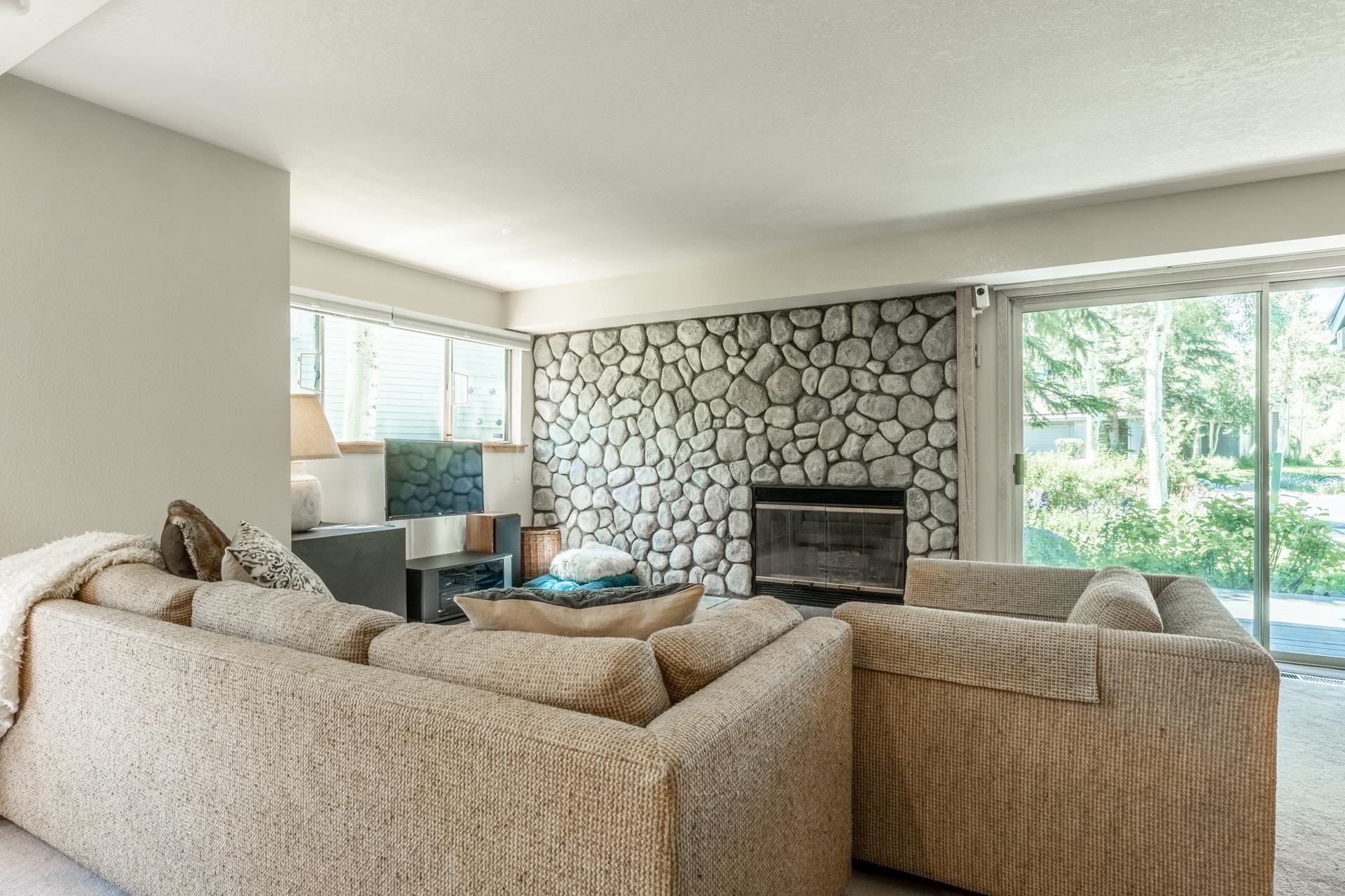 609 Golden Creek Rd Unit: 609
