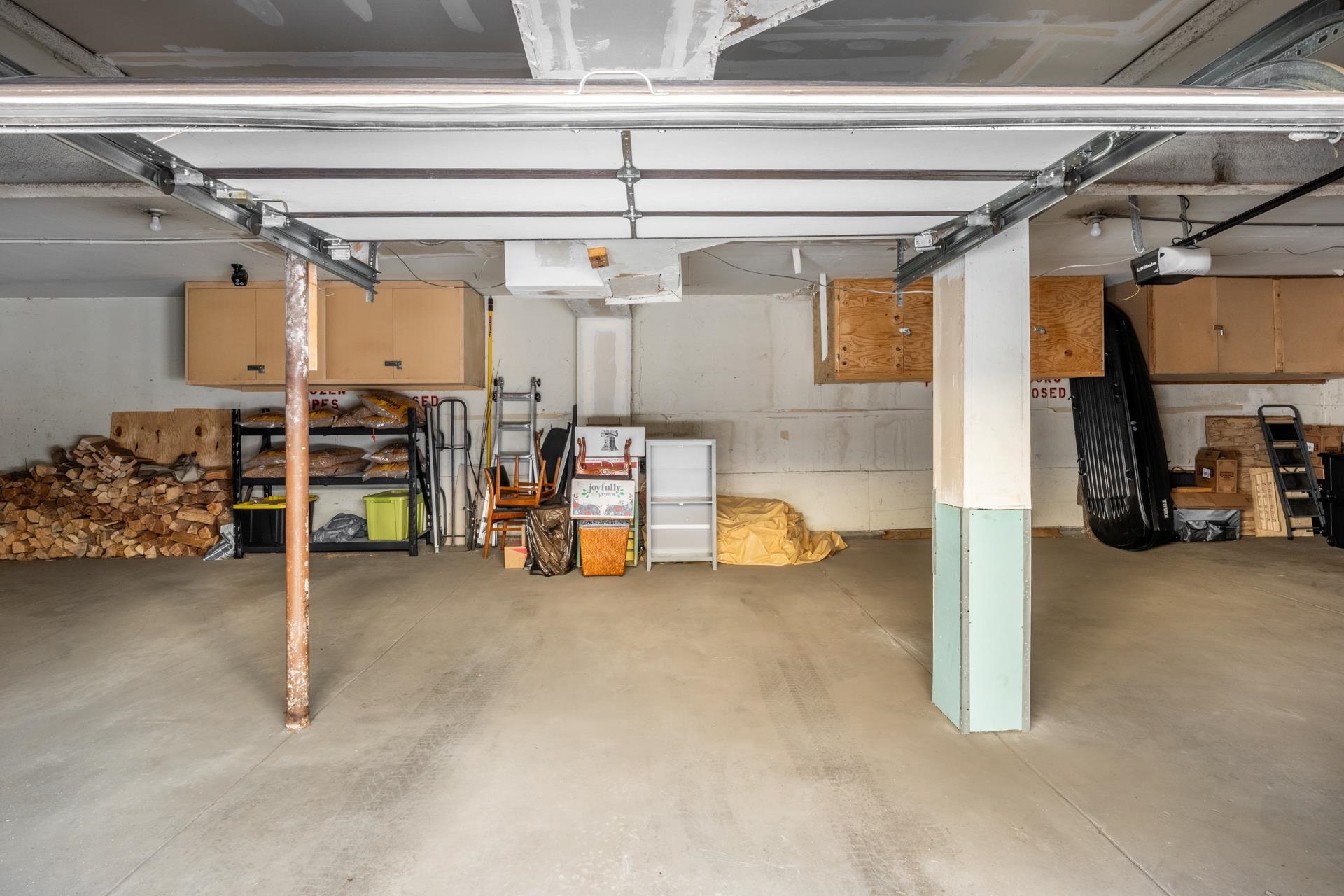 1629 Majestic Pines #25