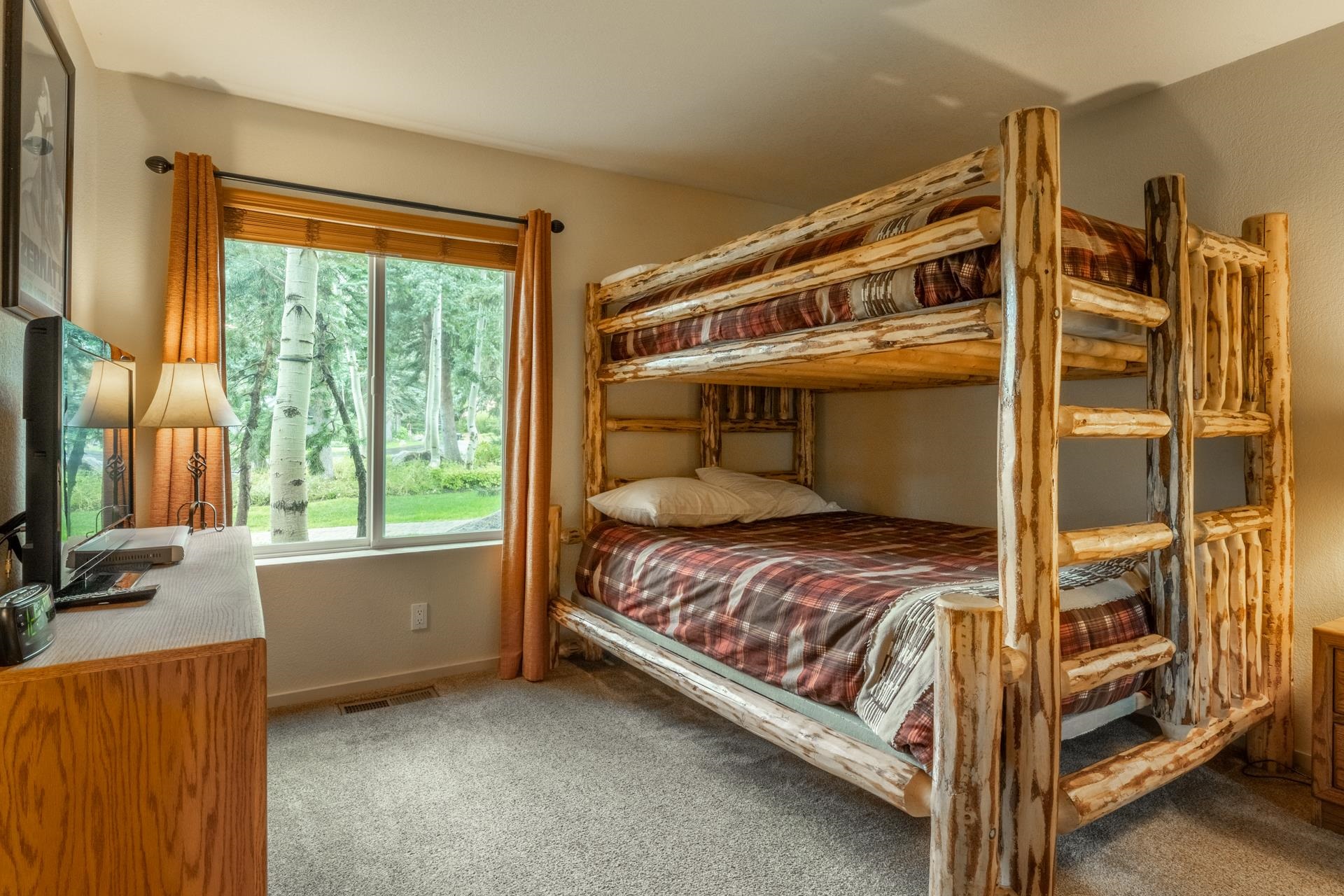 613 Golden Creek Road Unit: 613