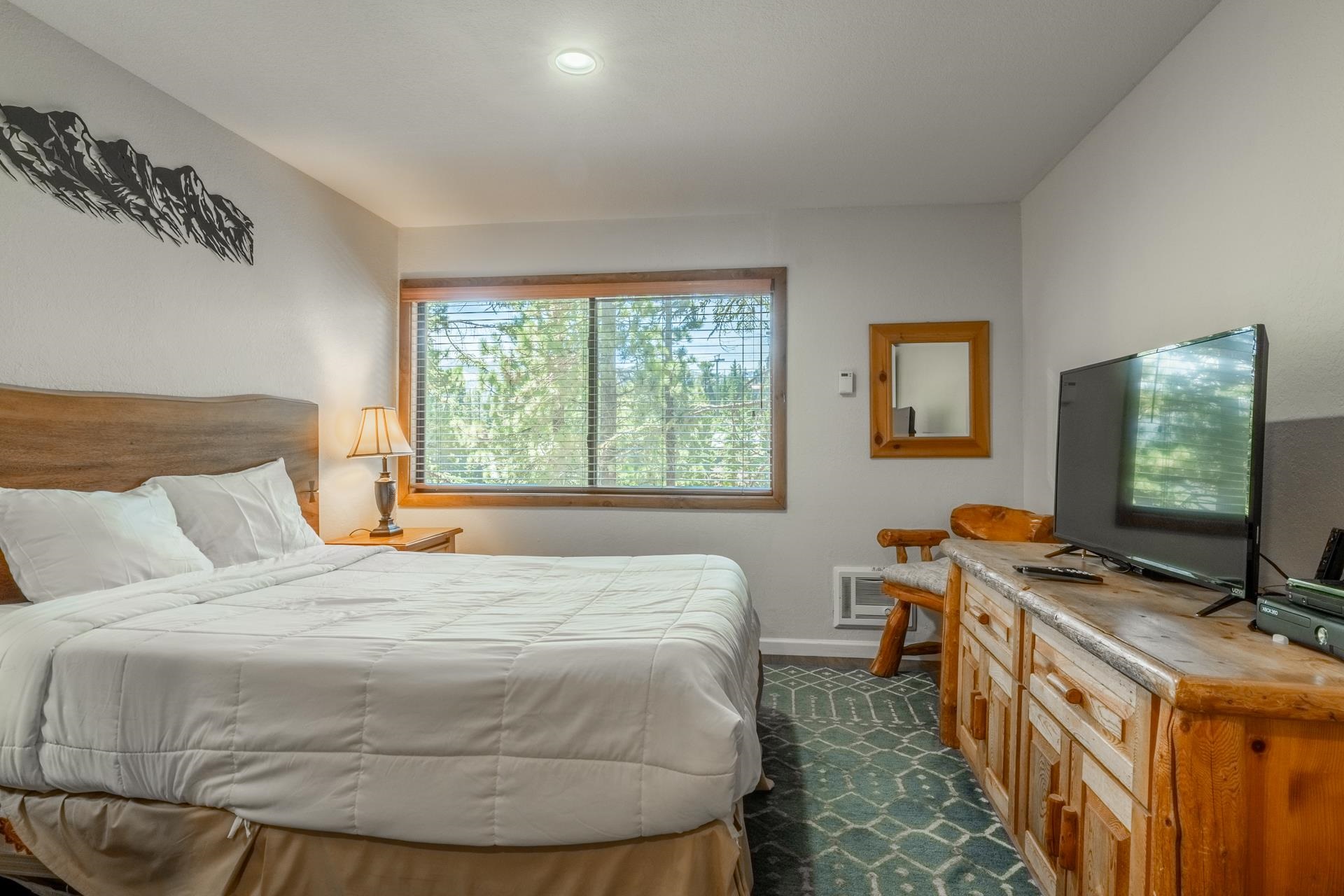 248 Mammoth Slopes Dr #33 Unit: D-33