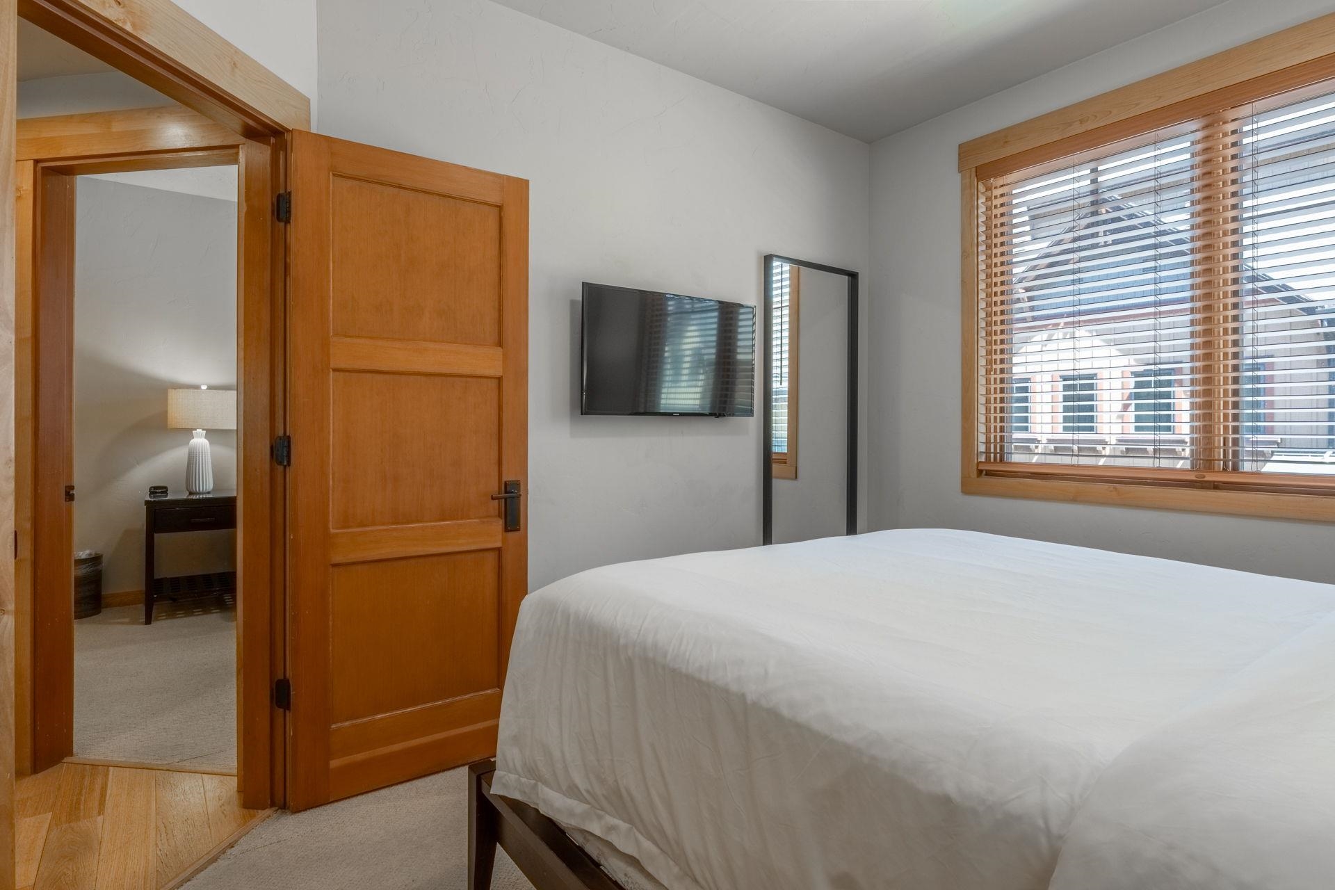49 Bear Court Unit: 49