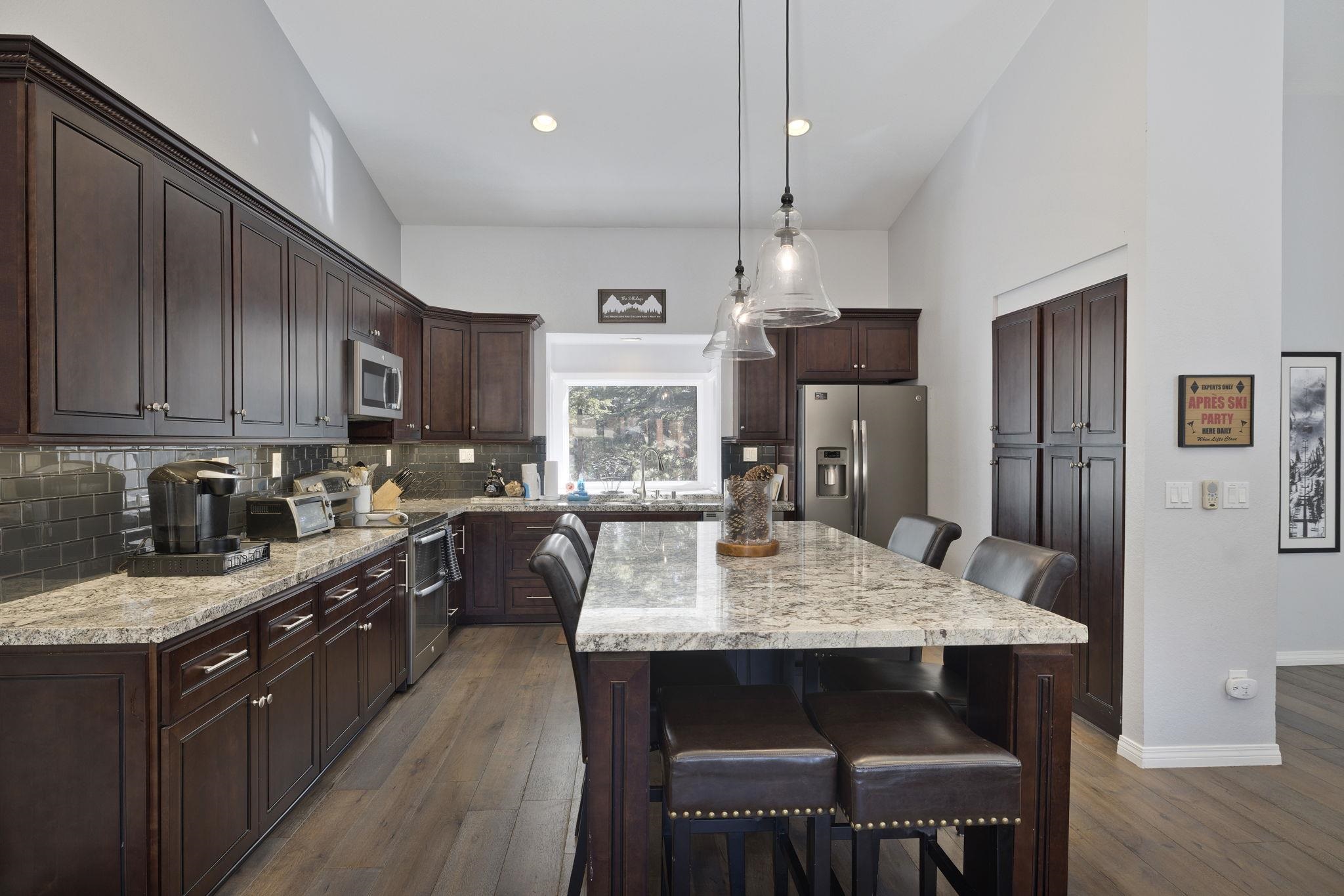 91 Lakeview Blvd. #9S