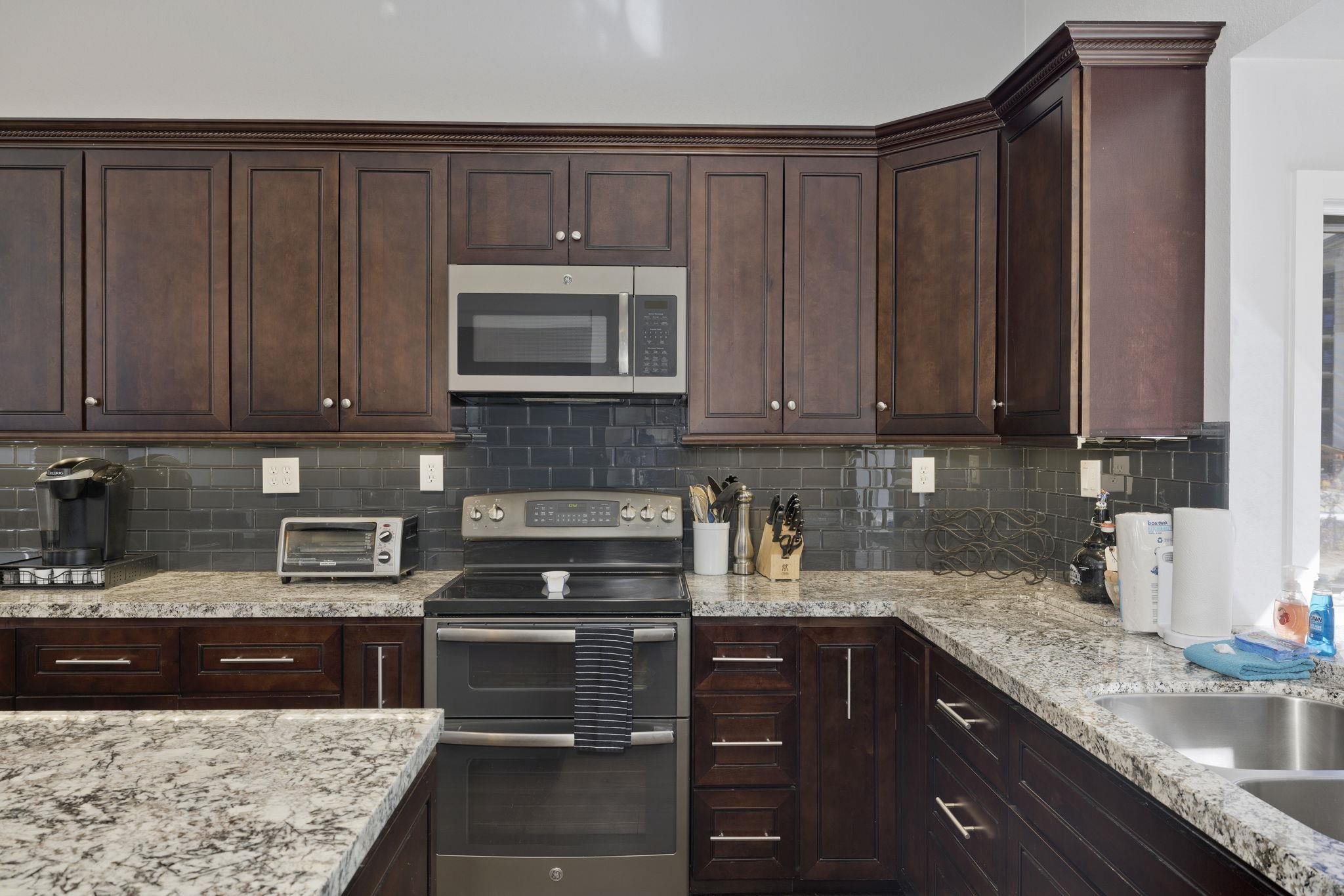 91 Lakeview Blvd. #9S