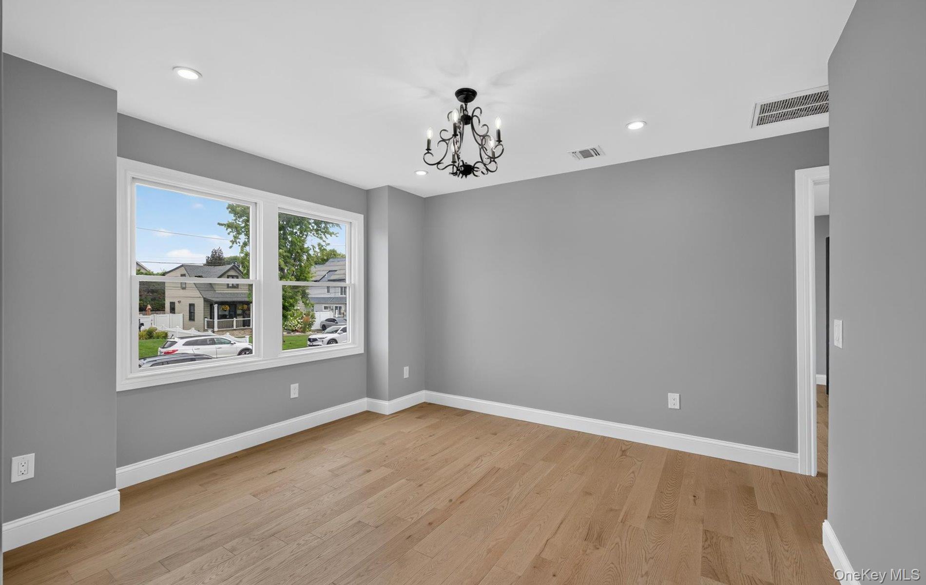 851 W Bay Drive
