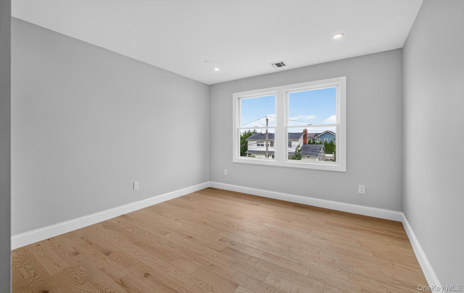 851 W Bay Drive
