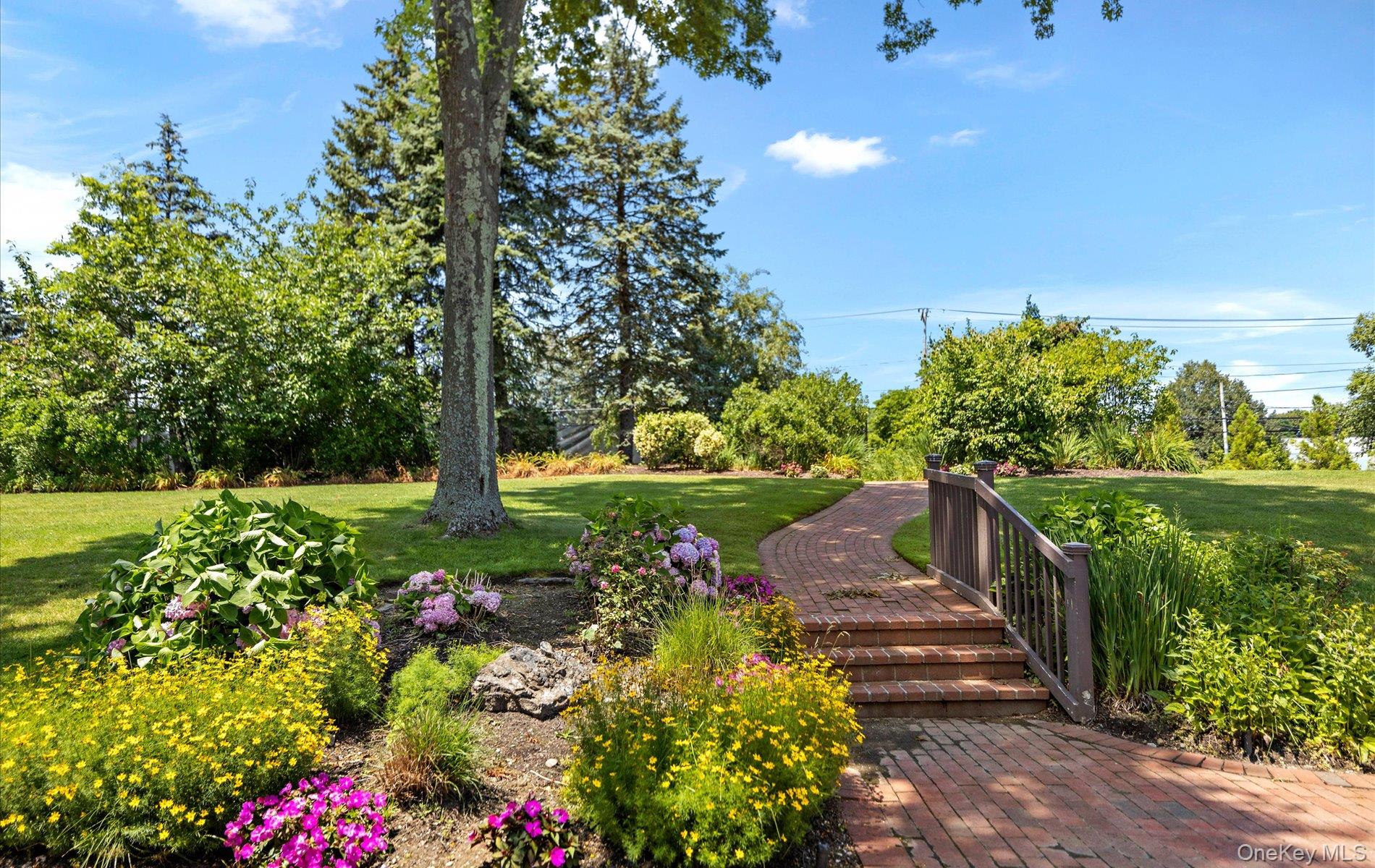 15 Pond Path