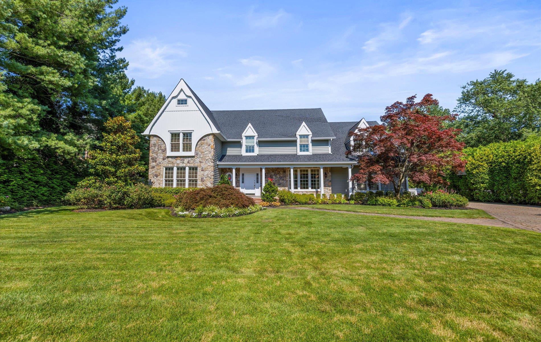 4 Country Meadow Court