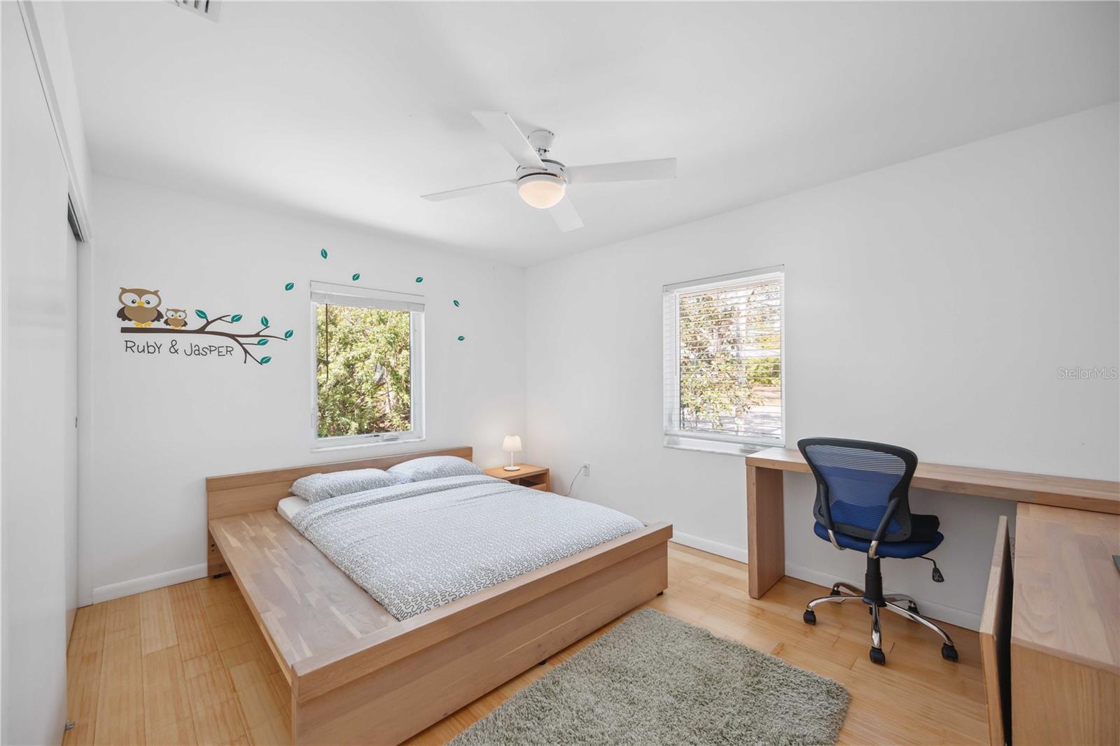 2458 WHIPPOORWILL CIR