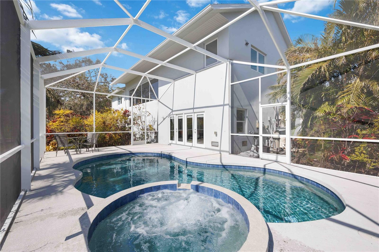 2458 WHIPPOORWILL CIR