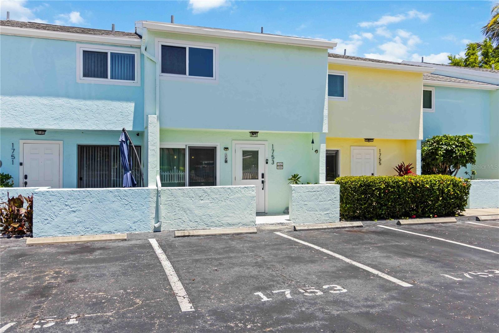 1753 DAWN ST #305