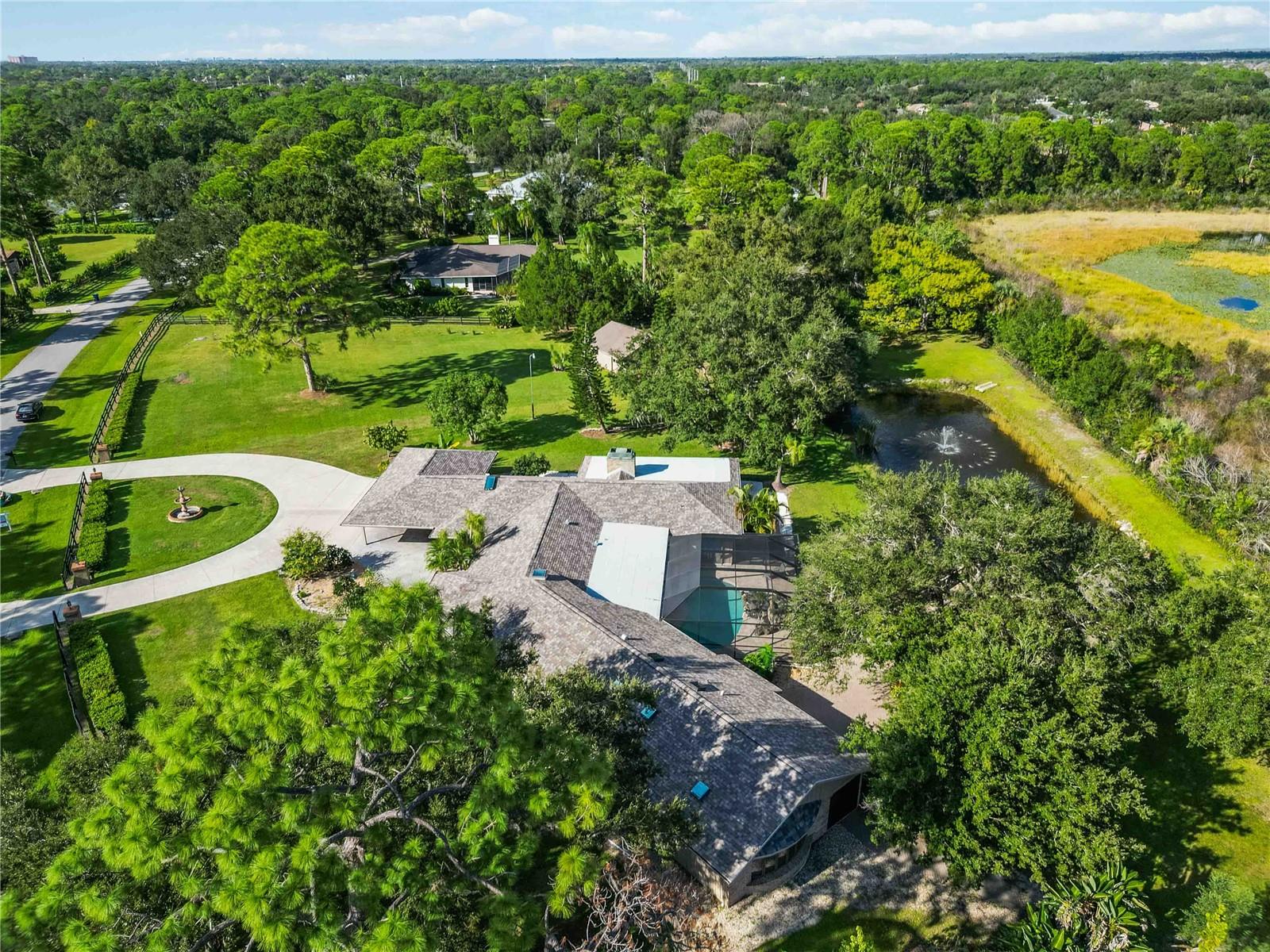 701 EAGLENOOK WAY