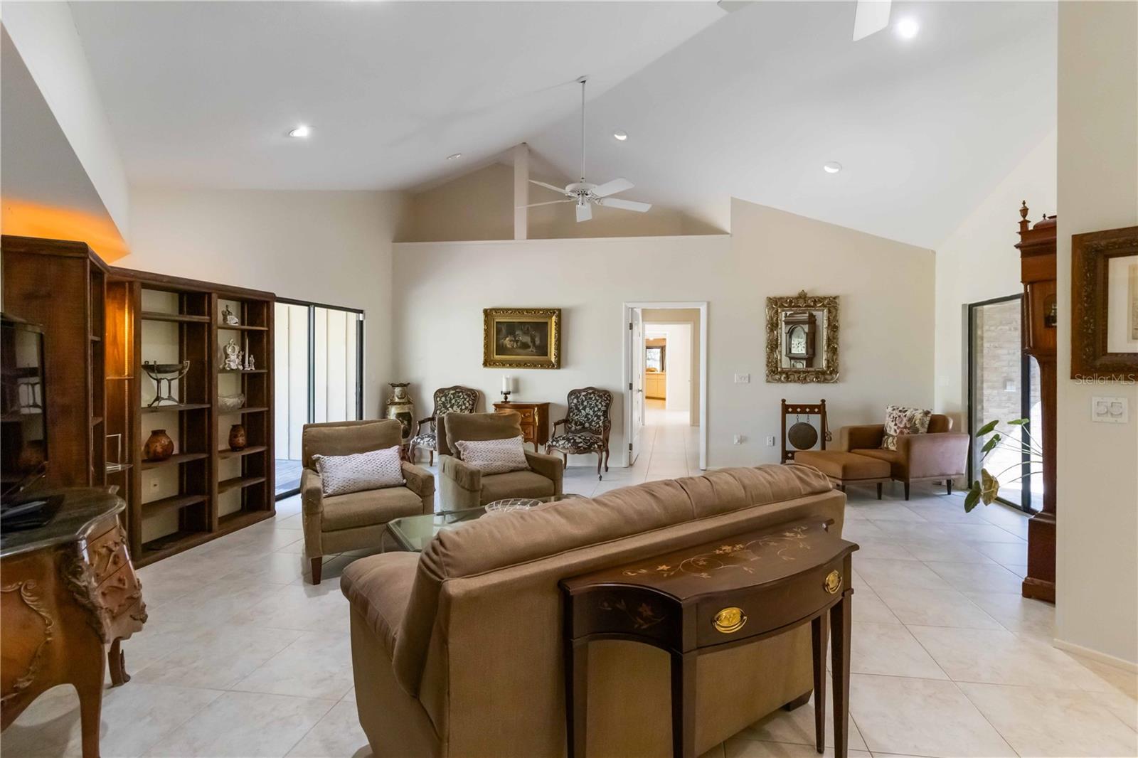 701 EAGLENOOK WAY