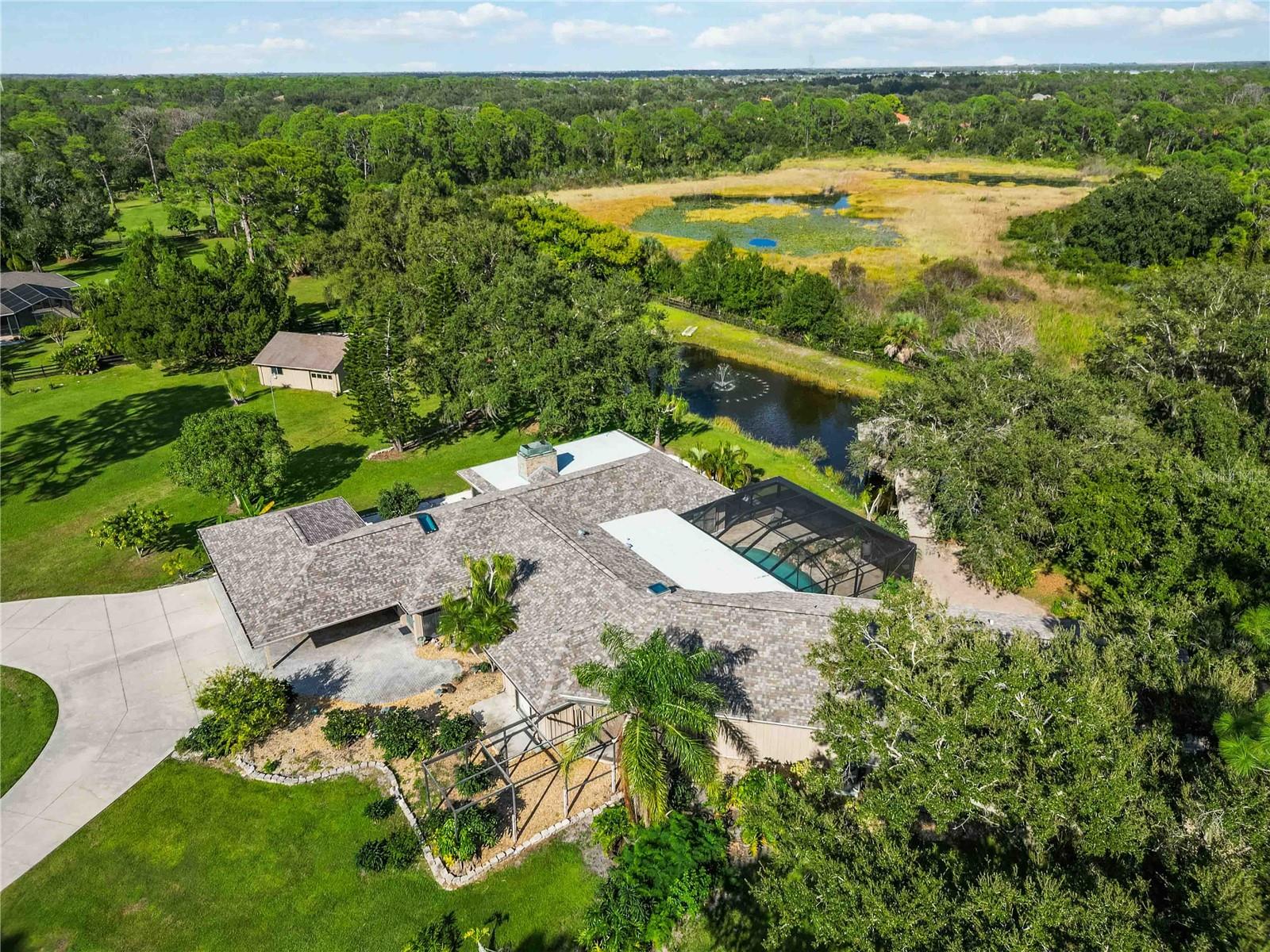 701 EAGLENOOK WAY