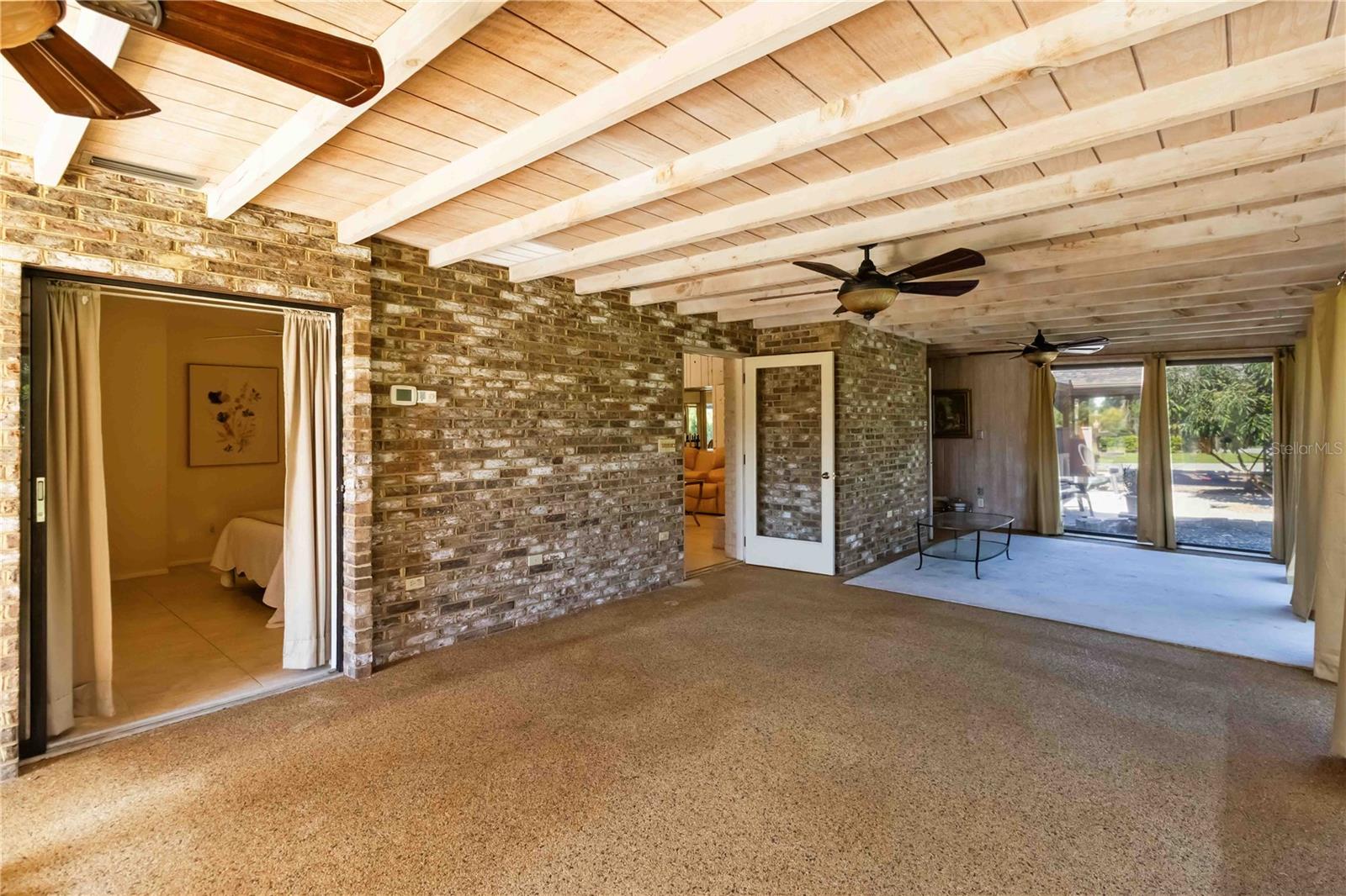 701 EAGLENOOK WAY