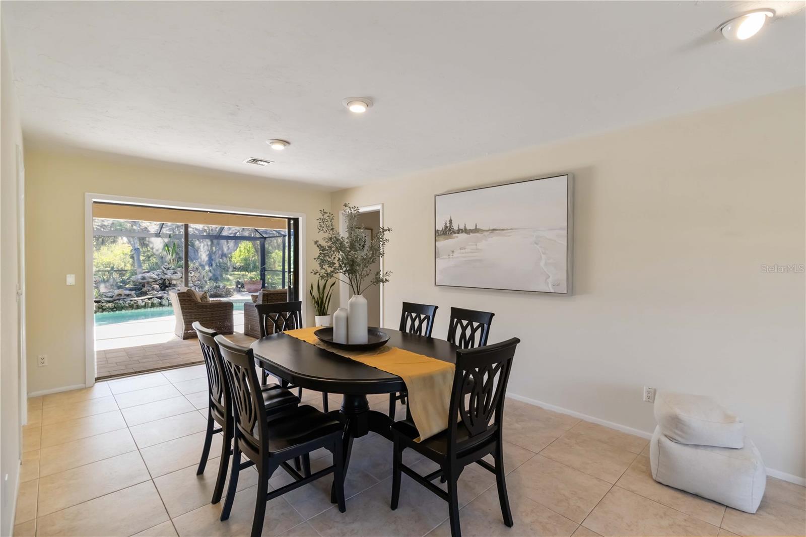 701 EAGLENOOK WAY