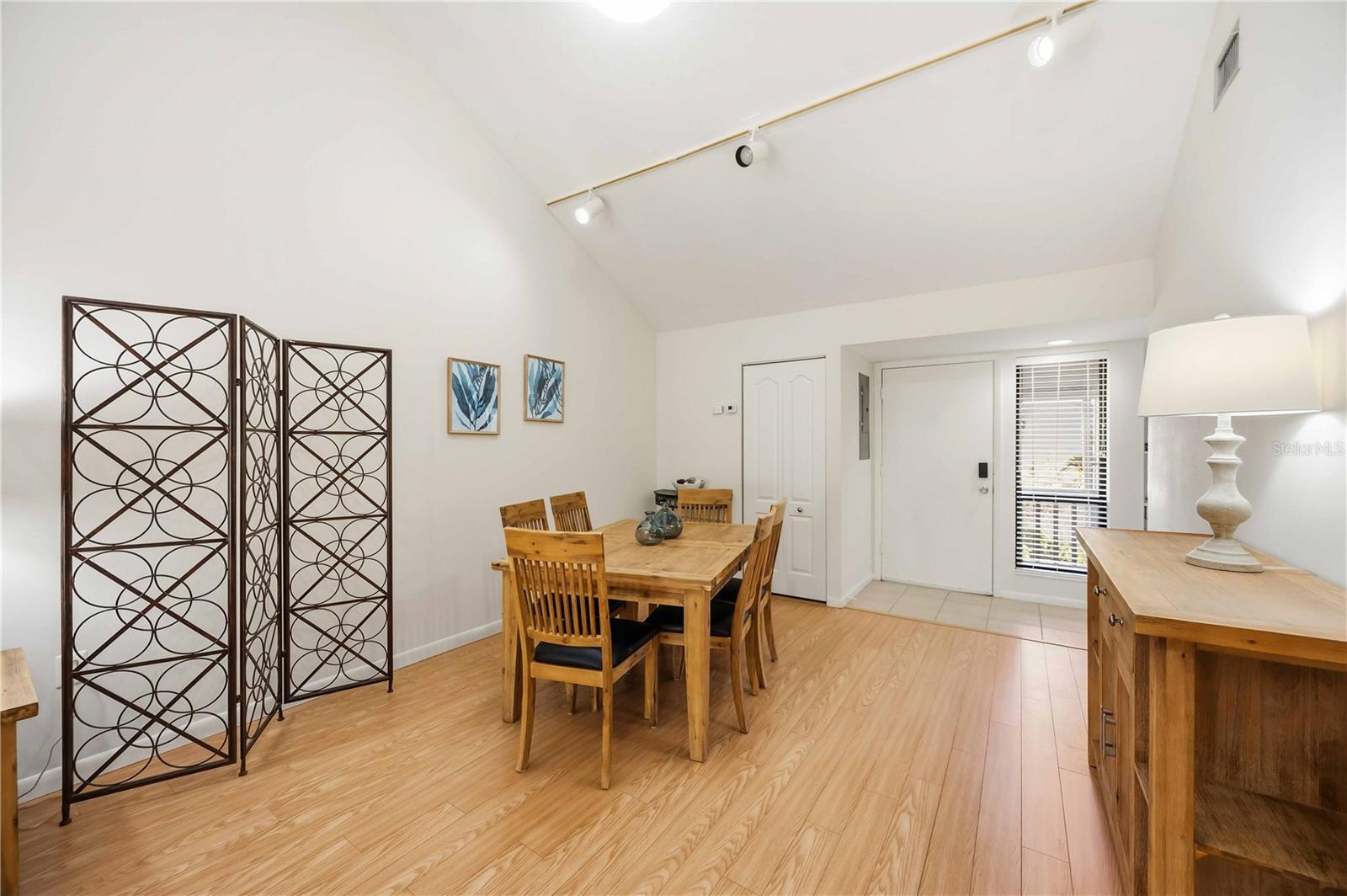 1626 BROOKHOUSE DR #235